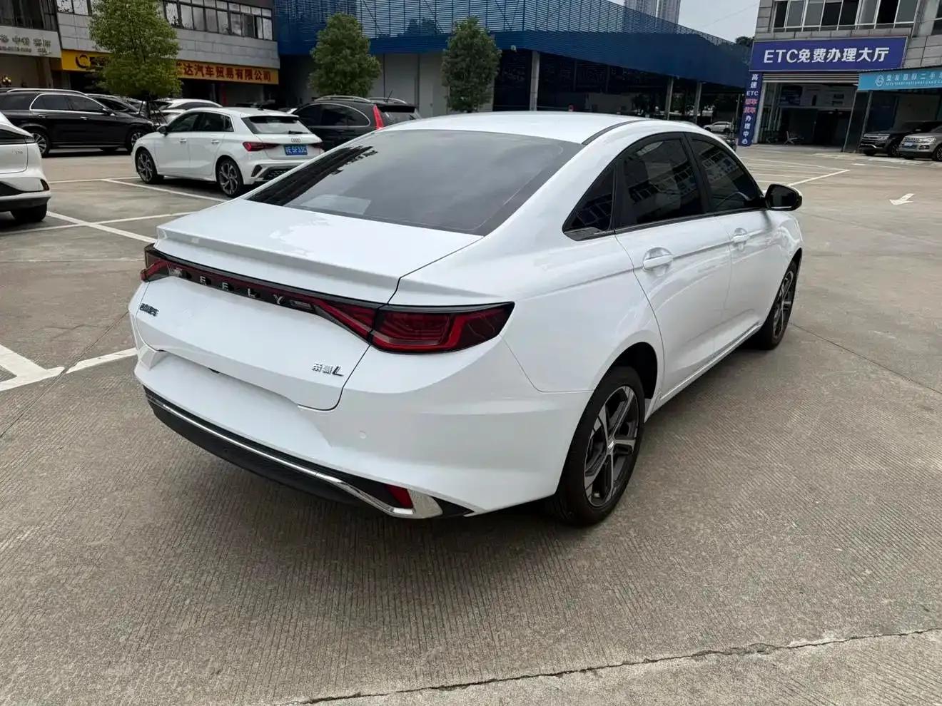 Geely Emgrand L 2022 1.4T CVT Supreme Edition — миниатюра 12