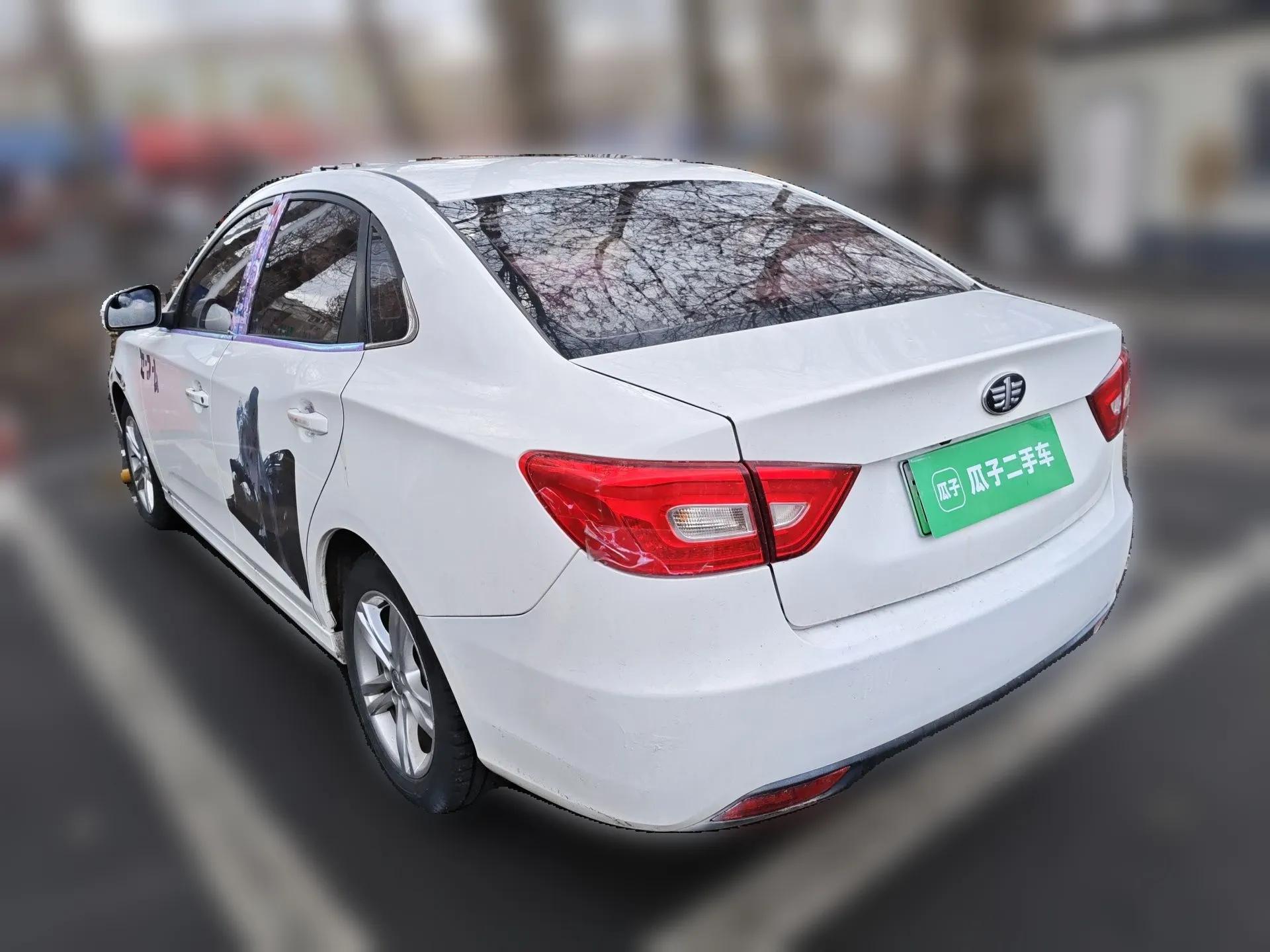 Bestune B30EV 2018 Comfort Model — миниатюра 4