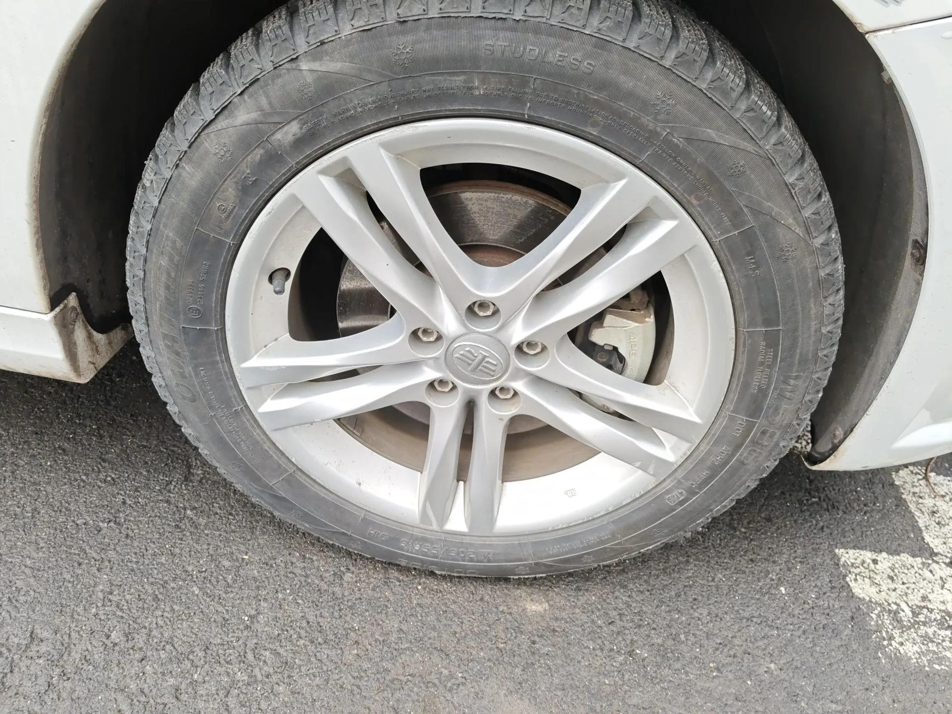 Bestune B30EV 2018 Comfort Model — миниатюра 8