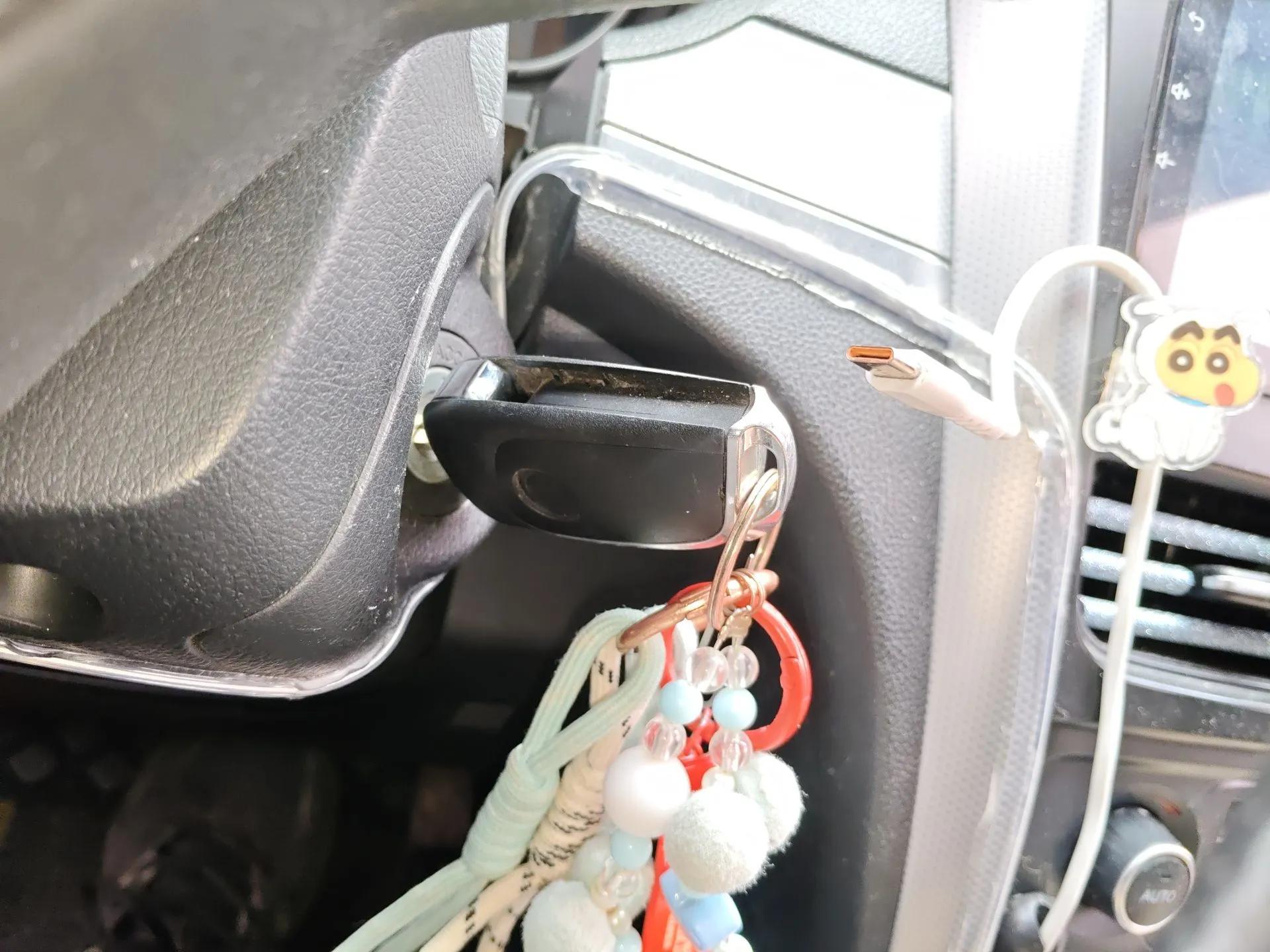Bestune B30EV 2018 Comfort Model — миниатюра 9