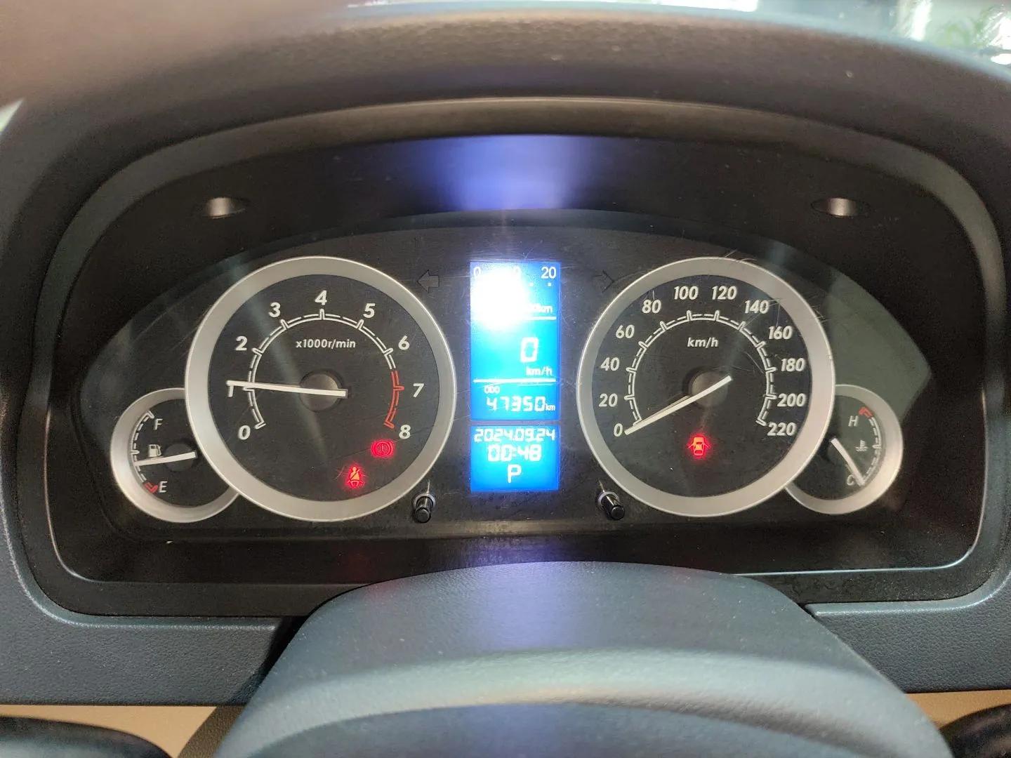 BAIC E Series 2012 Hatchback 1.5L Automatic Leshang Version — миниатюра 14