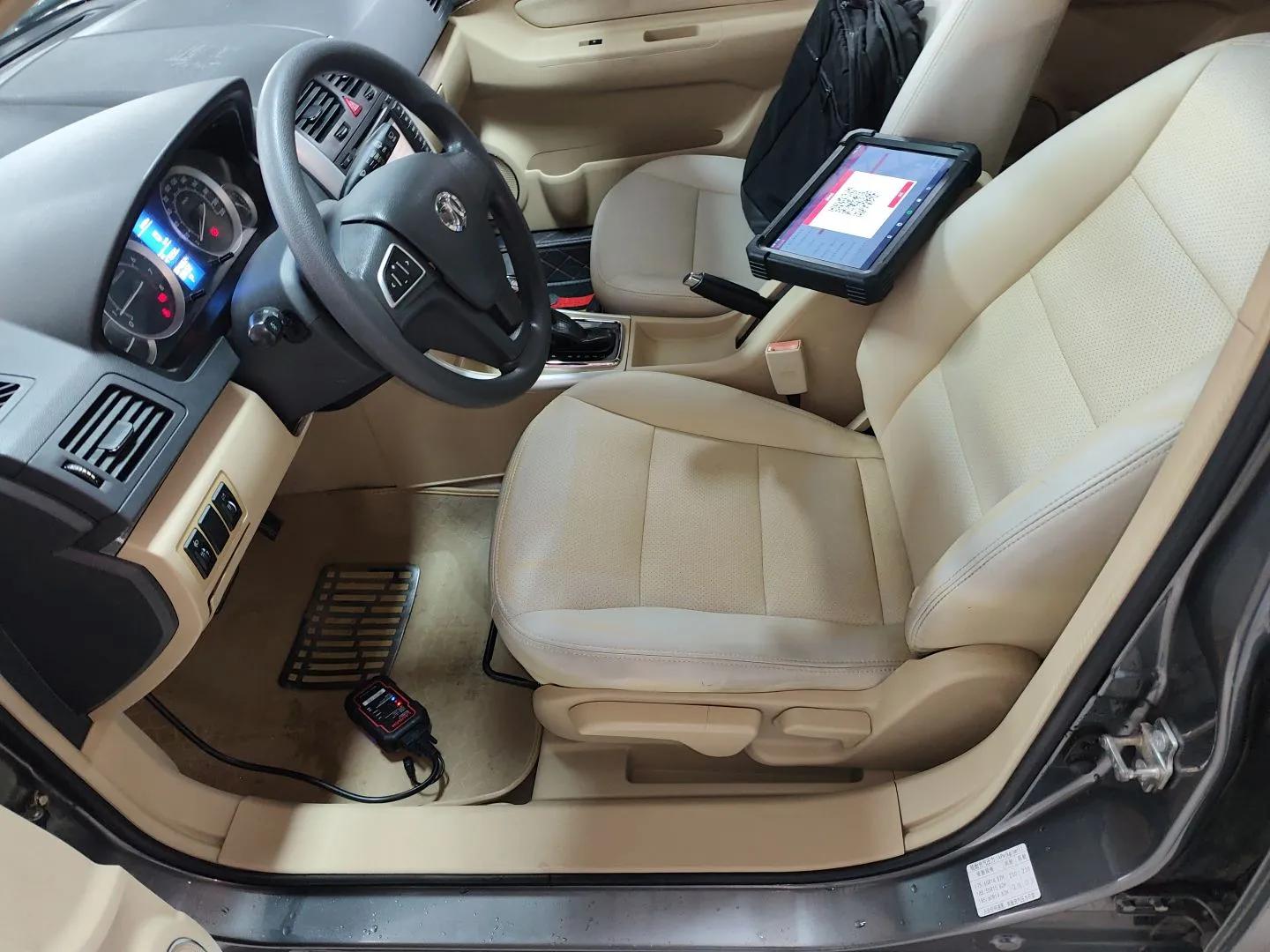 BAIC E Series 2012 Hatchback 1.5L Automatic Leshang Version — миниатюра 17