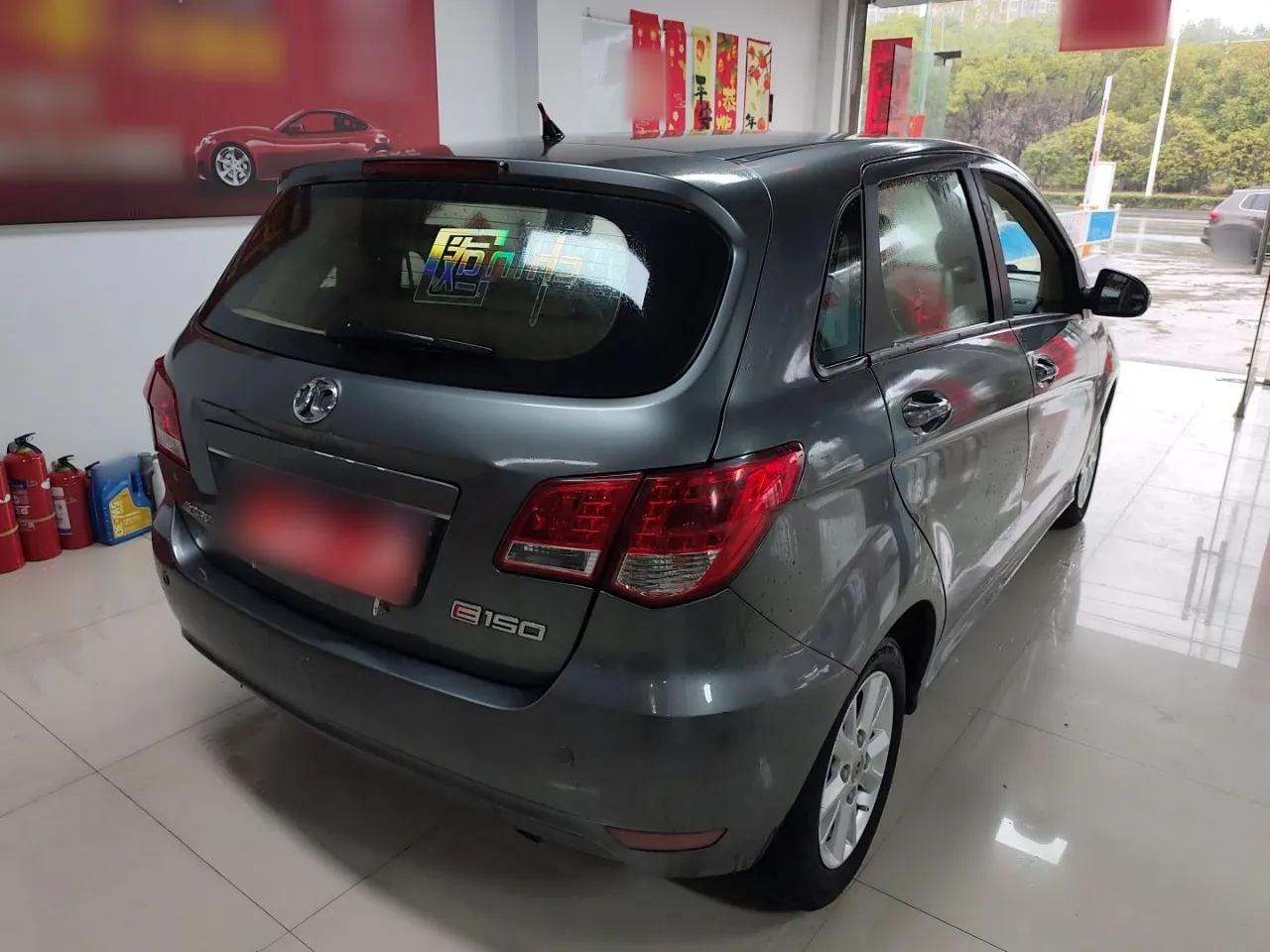 BAIC E Series 2012 Hatchback 1.5L Automatic Leshang Version — миниатюра 4