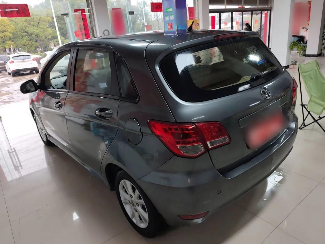 BAIC E Series 2012 Hatchback 1.5L Automatic Leshang Version — миниатюра 7