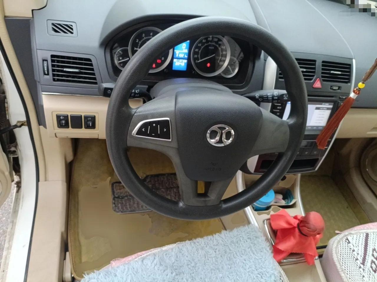 BAIC E Series 2012 Hatchback 1.5L Manual Leshang Version — миниатюра 11