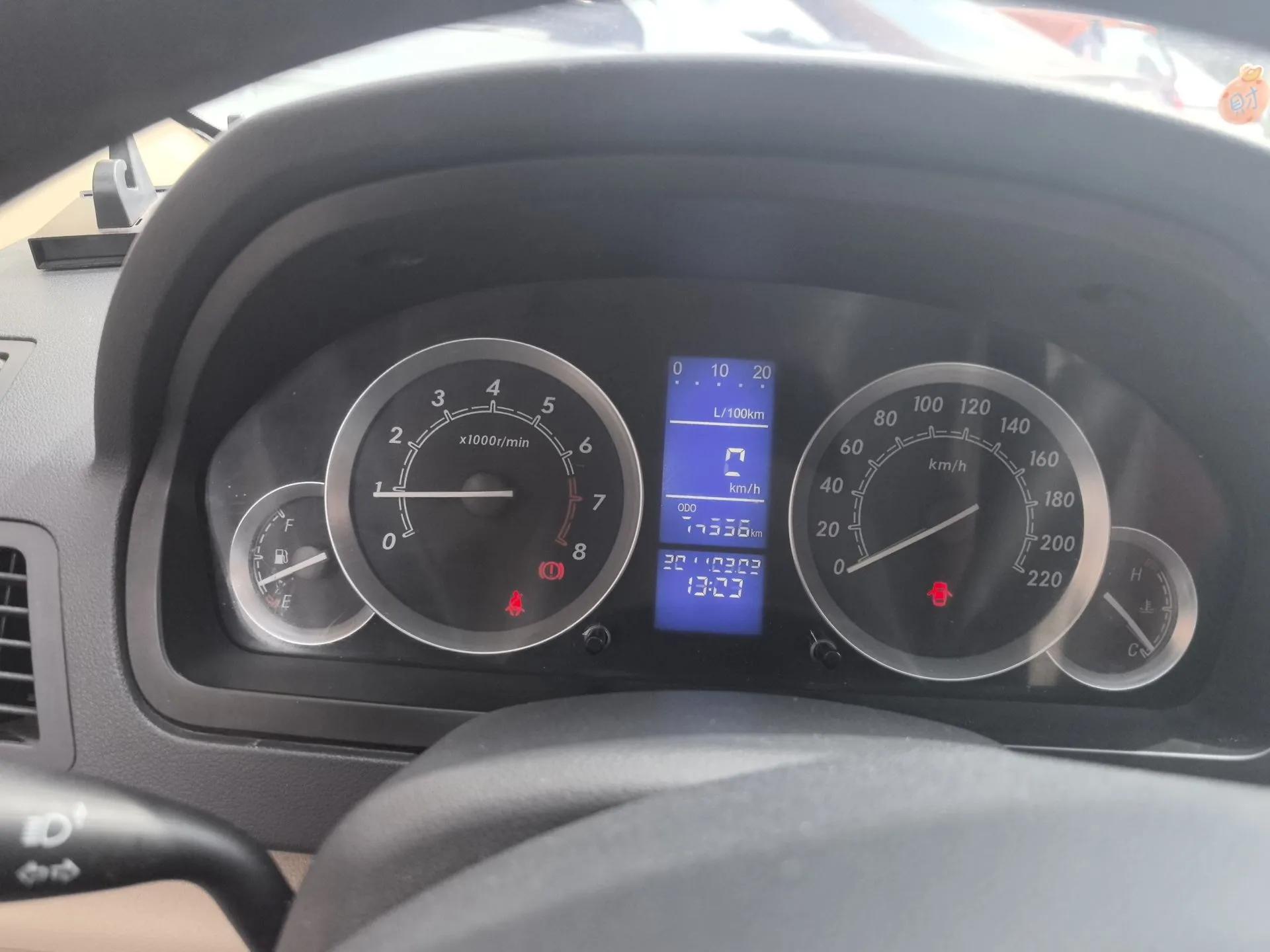 BAIC E Series 2012 Hatchback 1.3L Manual Liking Edition — миниатюра 12