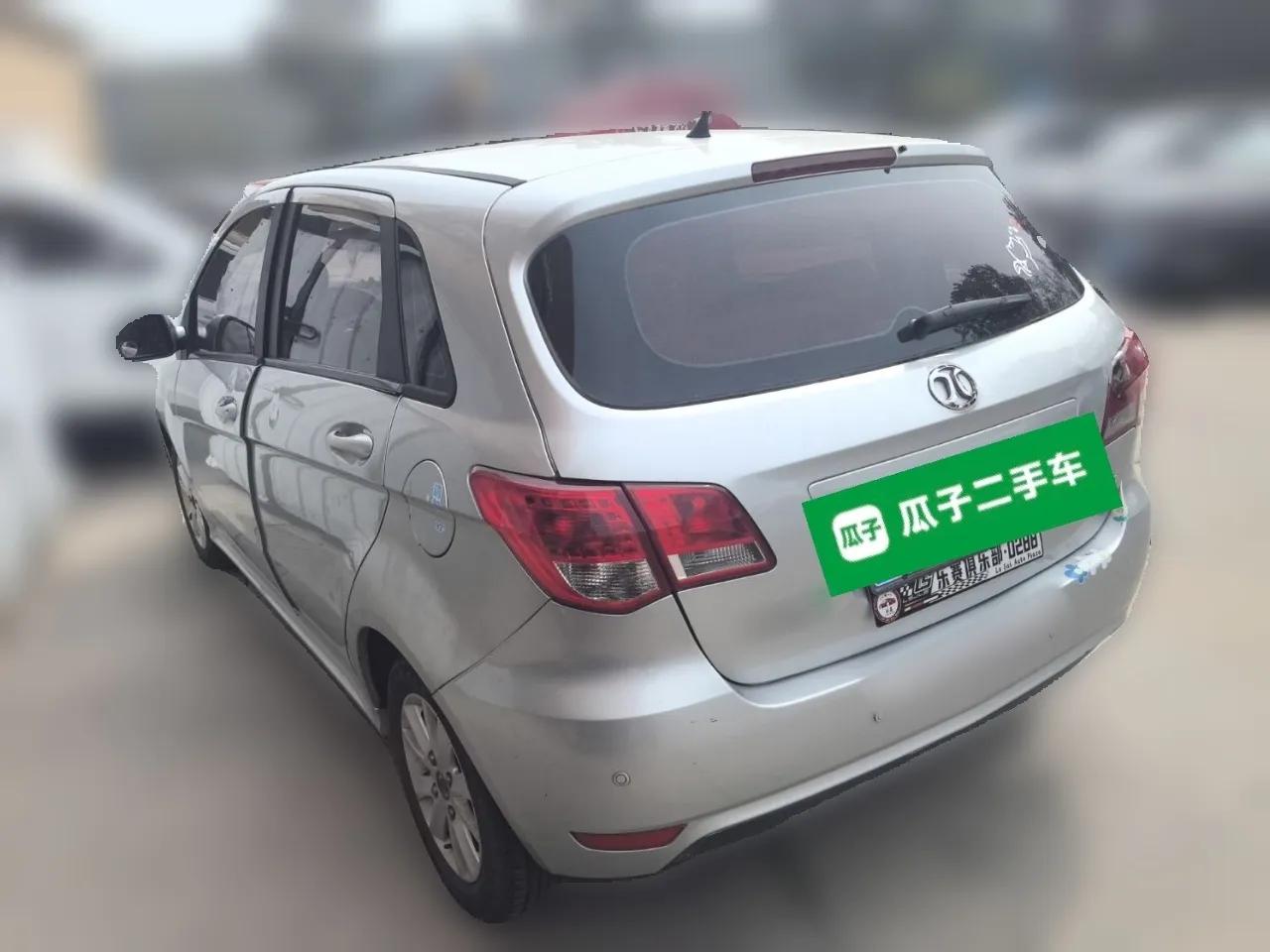 BAIC E Series 2012 Hatchback 1.3L Manual Liking Edition — миниатюра 4