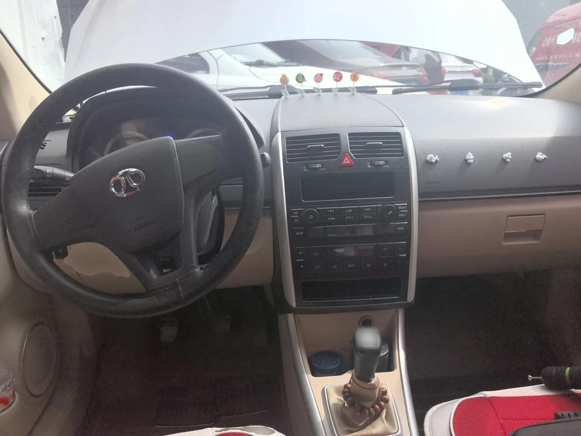 BAIC E Series 2012 Hatchback 1.3L Manual Liking Edition — миниатюра 10