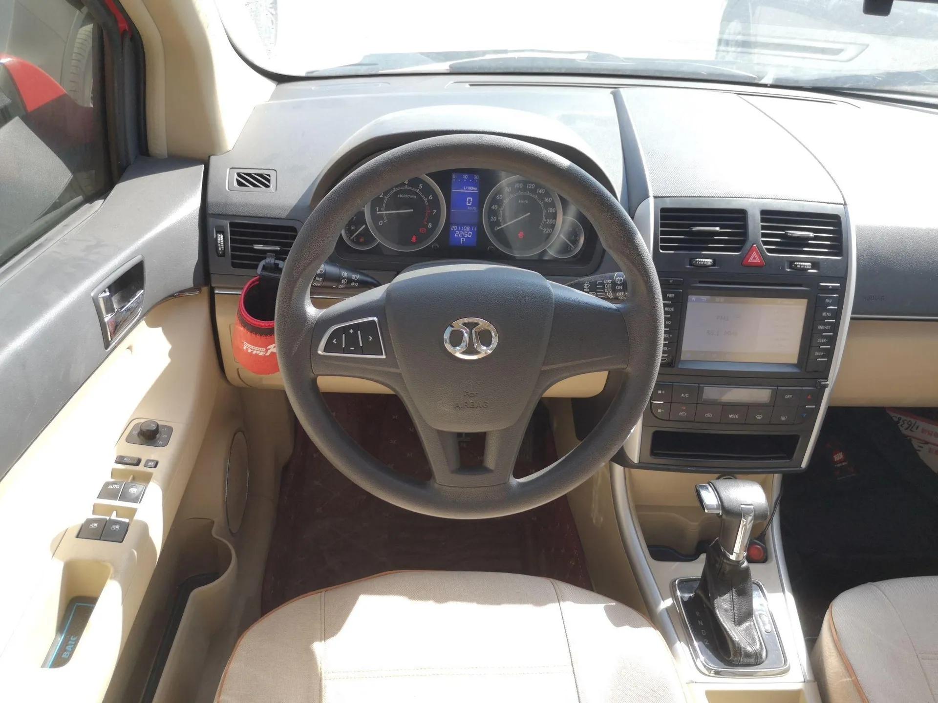 BAIC E Series 2012 Hatchback 1.5L Automatic Leshang Version — миниатюра 14