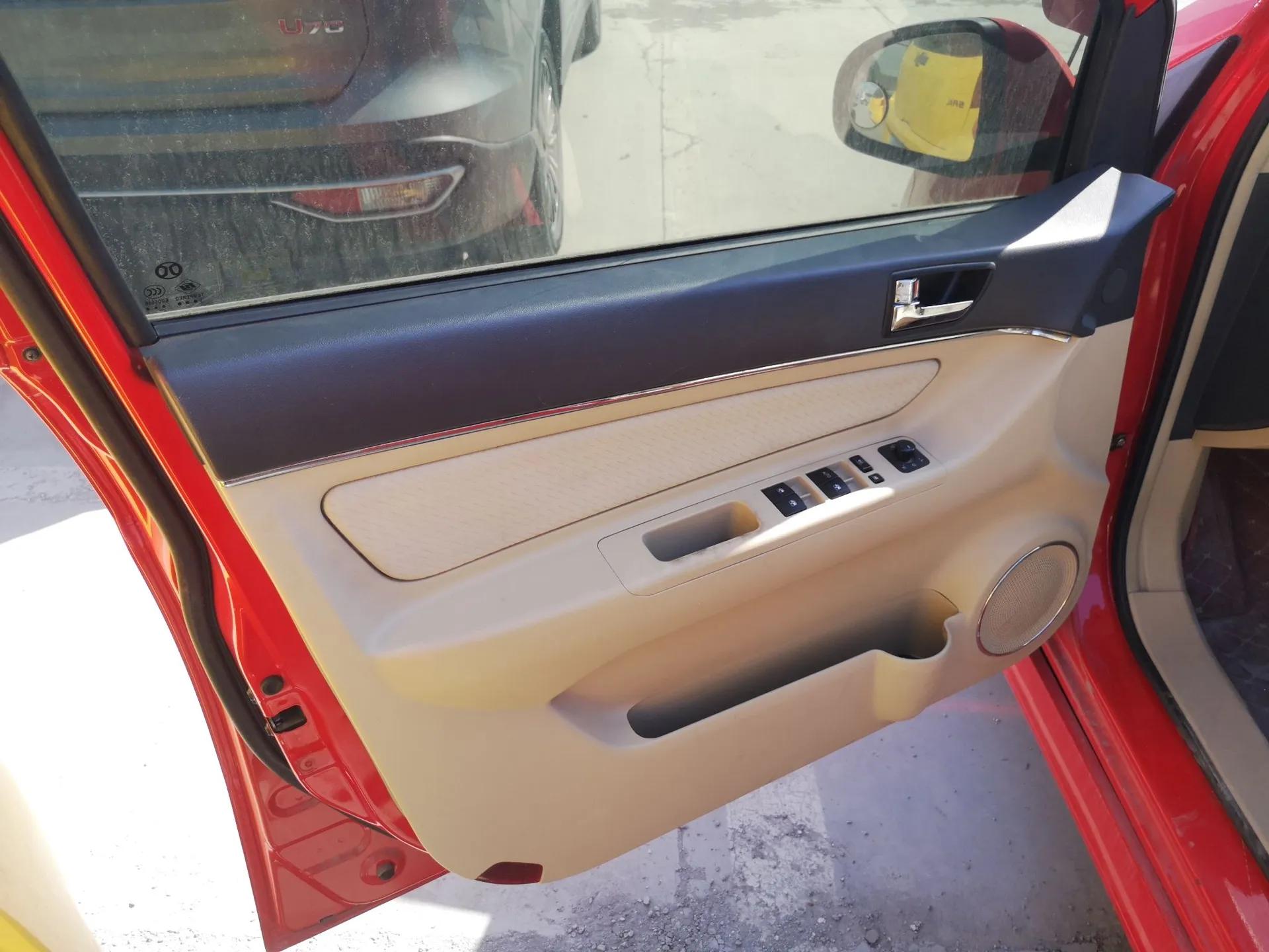 BAIC E Series 2012 Hatchback 1.5L Automatic Leshang Version — миниатюра 27