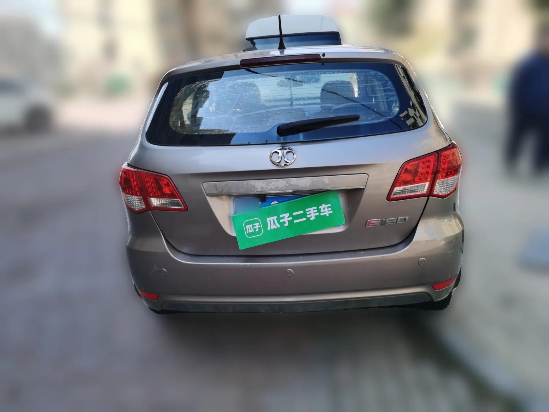BAIC E Series 2012 Hatchback 1.5L Automatic Leshang Version — миниатюра 5