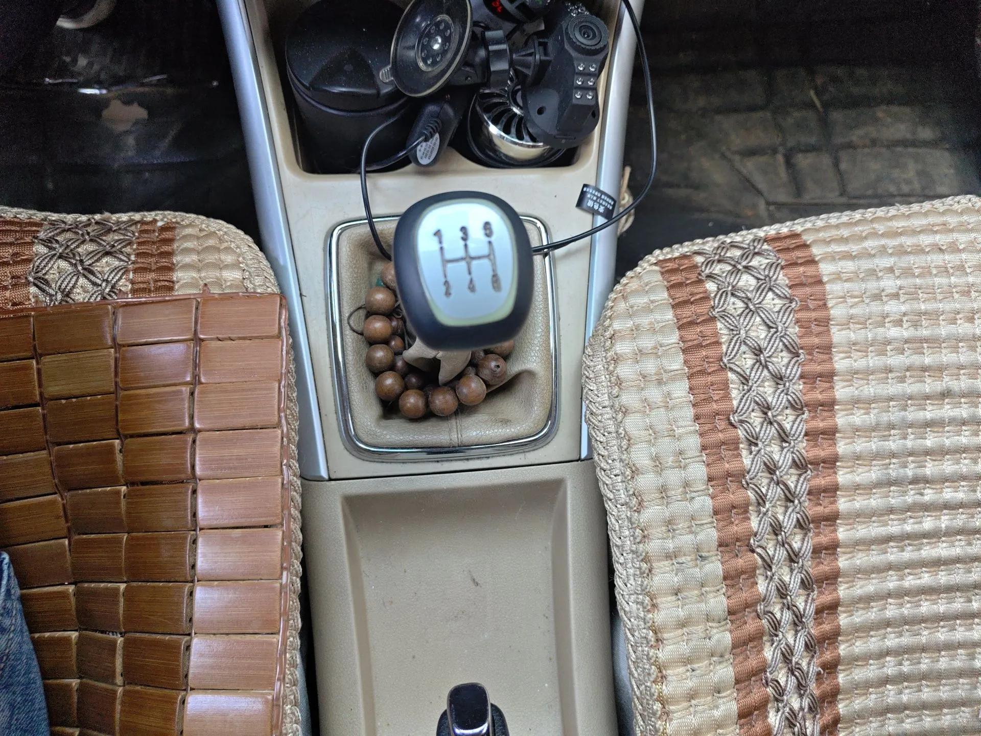 BAIC E Series 2012 Hatchback 1.5L Manual Leshang Version — миниатюра 15