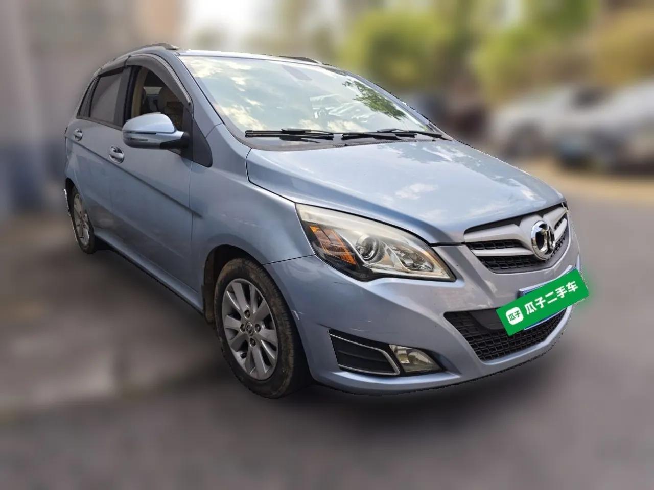 BAIC E Series 2012 Hatchback 1.5L Manual Leshang Version — миниатюра 3