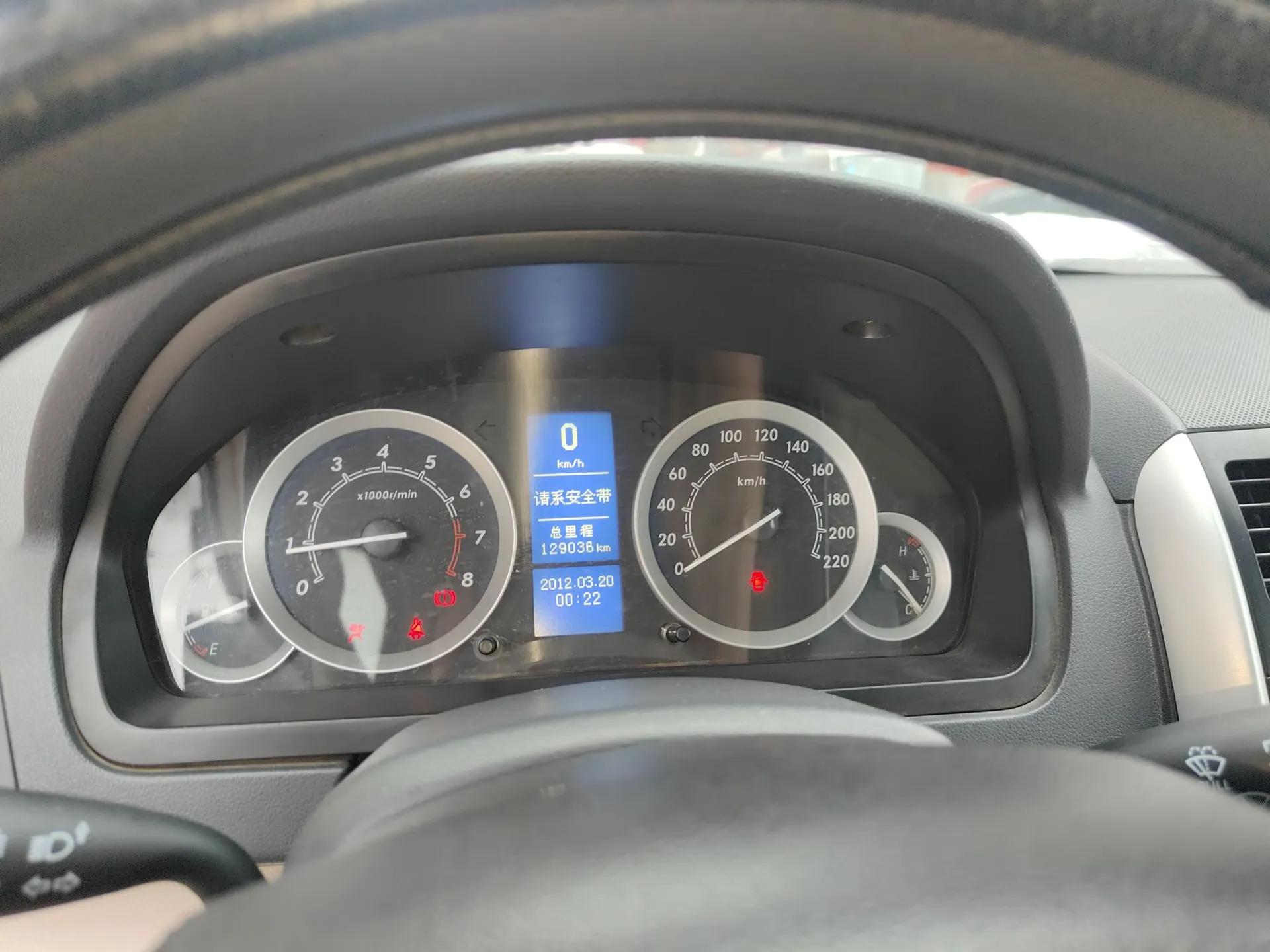 BAIC E Series 2012 Hatchback 1.5L Manual Leshang Version — миниатюра 12