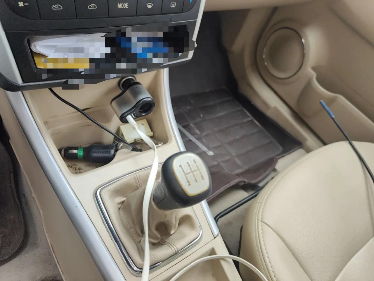 BAIC E Series 2012 Hatchback 1.5L Manual Leshang Version — миниатюра 15