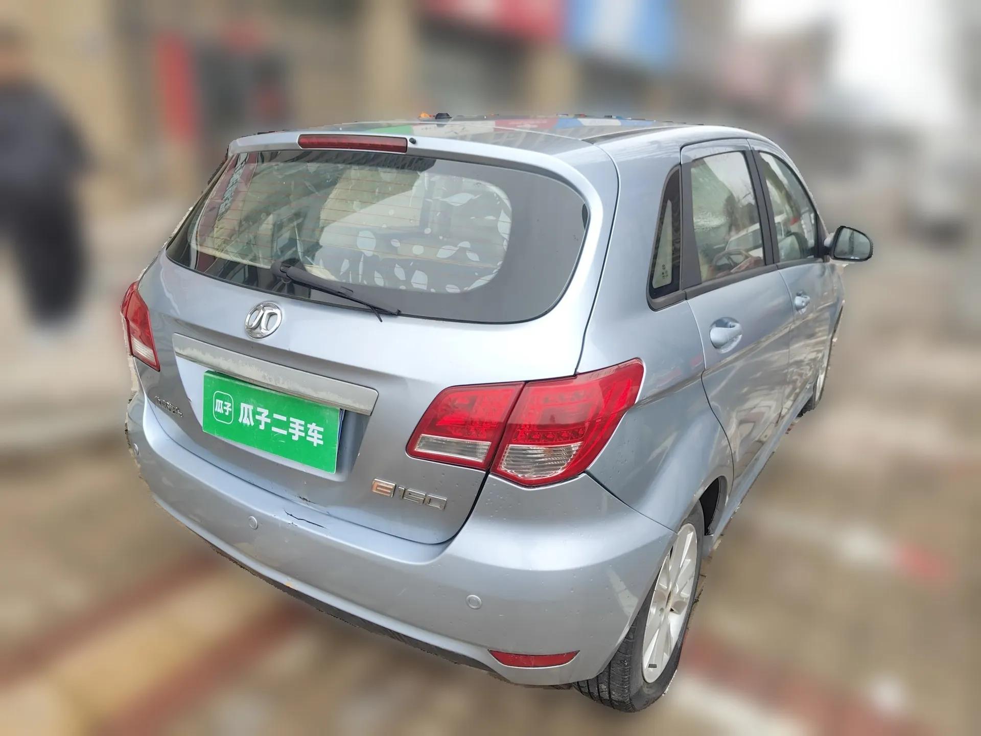 BAIC E Series 2012 Hatchback 1.5L Manual Leshang Version — миниатюра 6
