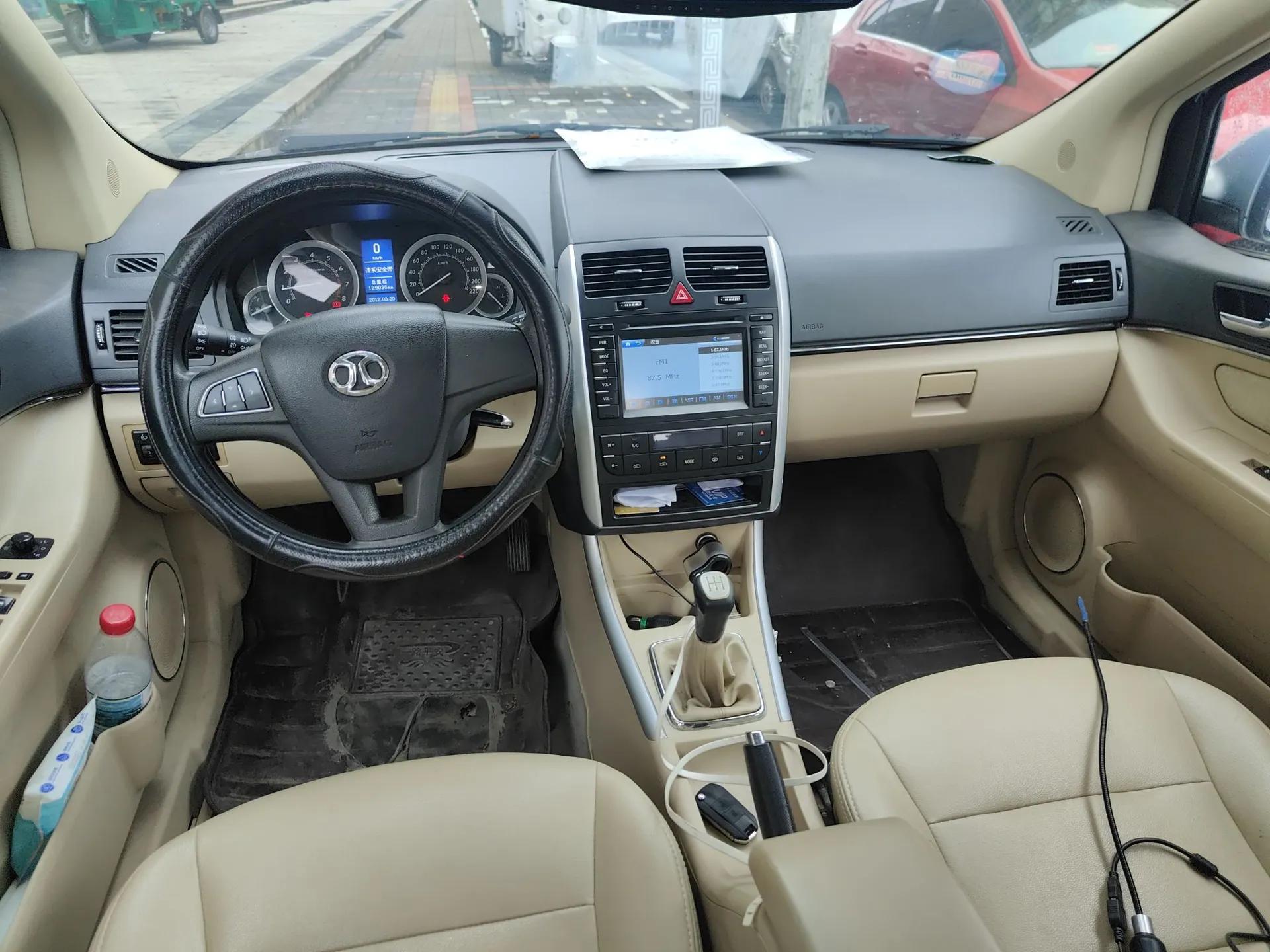 BAIC E Series 2012 Hatchback 1.5L Manual Leshang Version — миниатюра 10