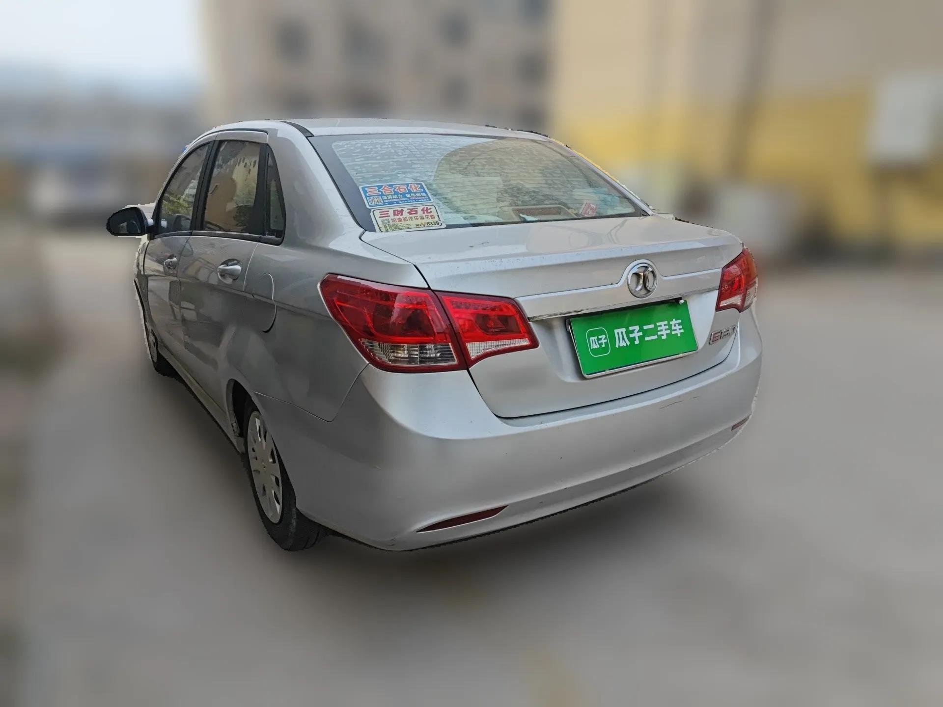 BAIC E Series 2013 Sedan 1.3L Manual Special Offer Edition — миниатюра 4