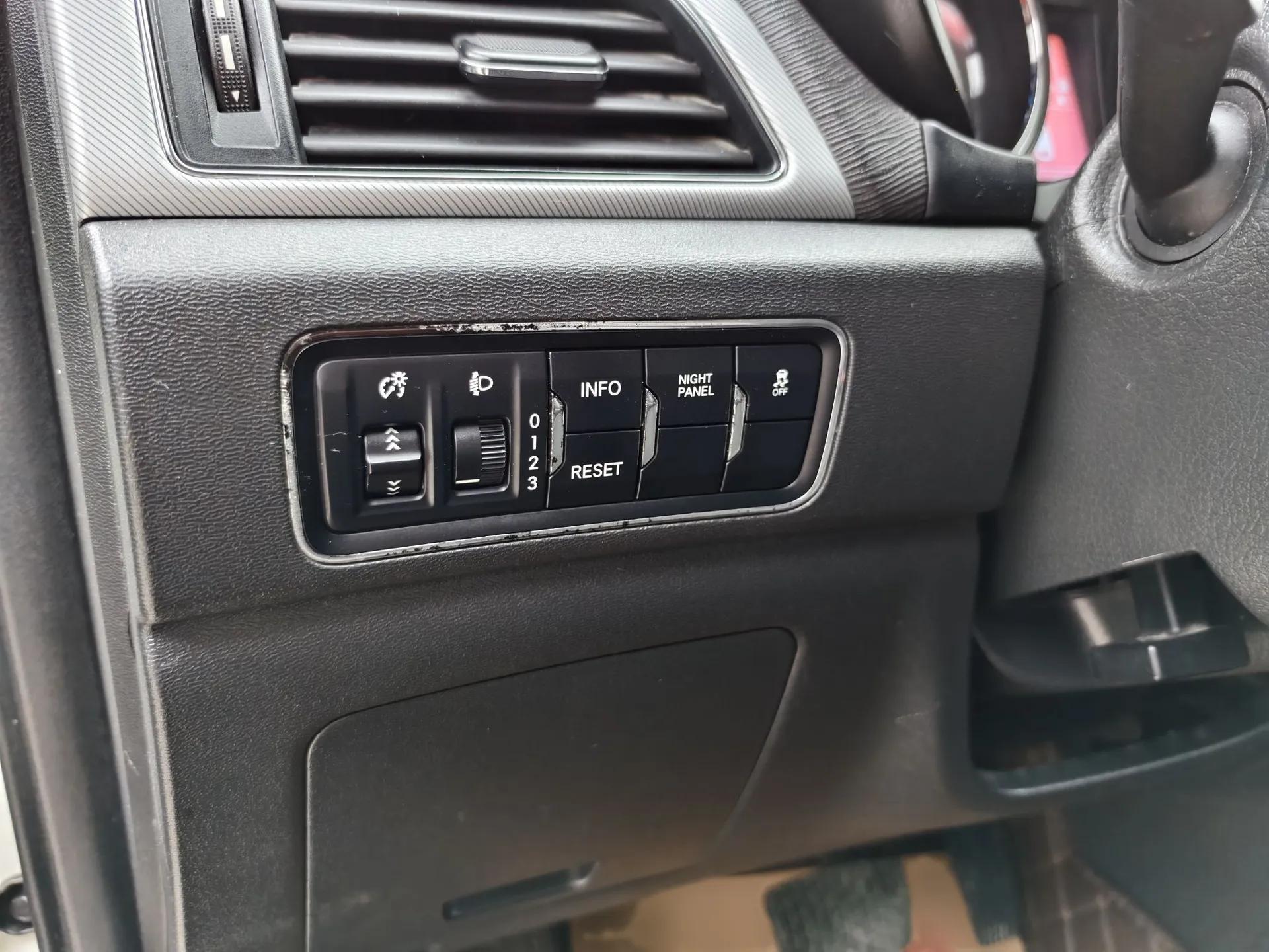 BAIC Senova X55 2016 1.5T CVT Elite Edition — миниатюра 17