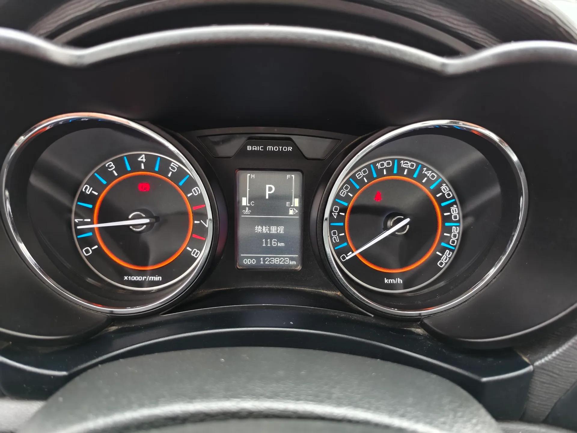 BAIC Senova X55 2016 1.5T CVT Elite Edition — миниатюра 9