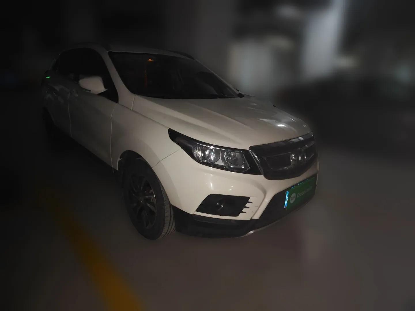 BAIC Senova X55 2016 1.5T CVT Elite Edition — миниатюра 3