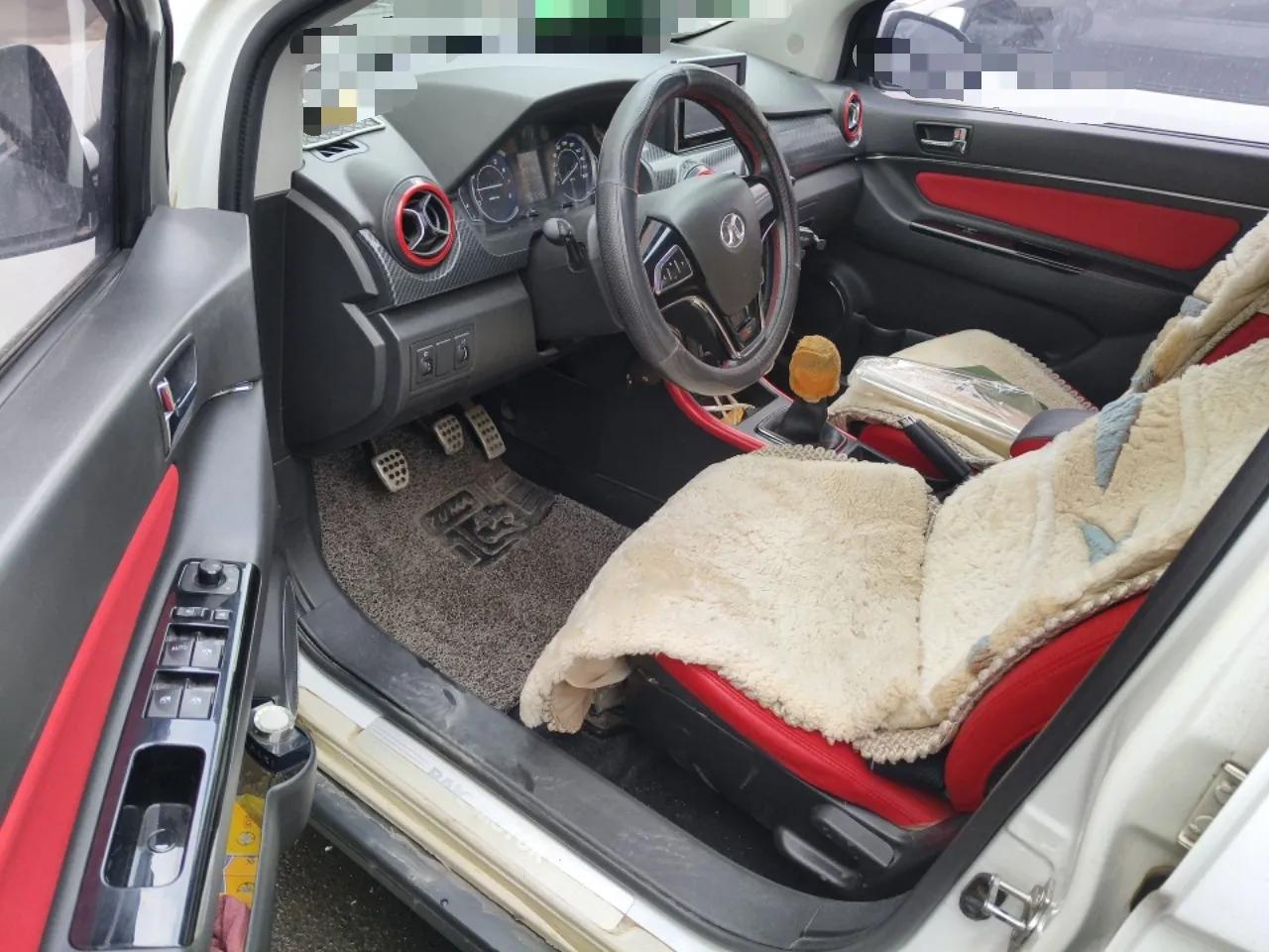 BAIC Senova X25 2015 1.5L manual Comfort trim level — миниатюра 17
