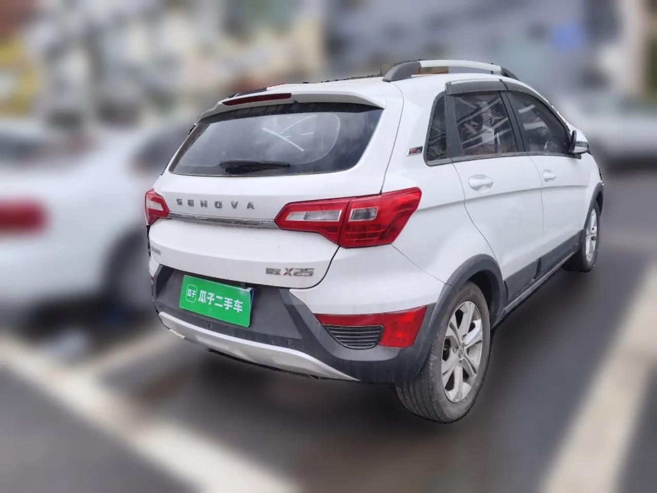 BAIC Senova X25 2015 1.5L manual Comfort trim level — миниатюра 6