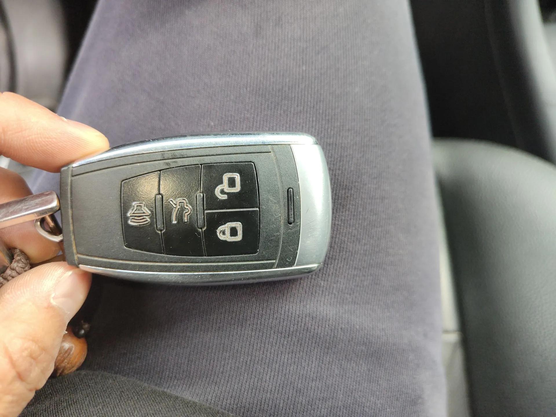 BAIC Senova X65 2015 2.0T Automatic Elite Model — миниатюра 12