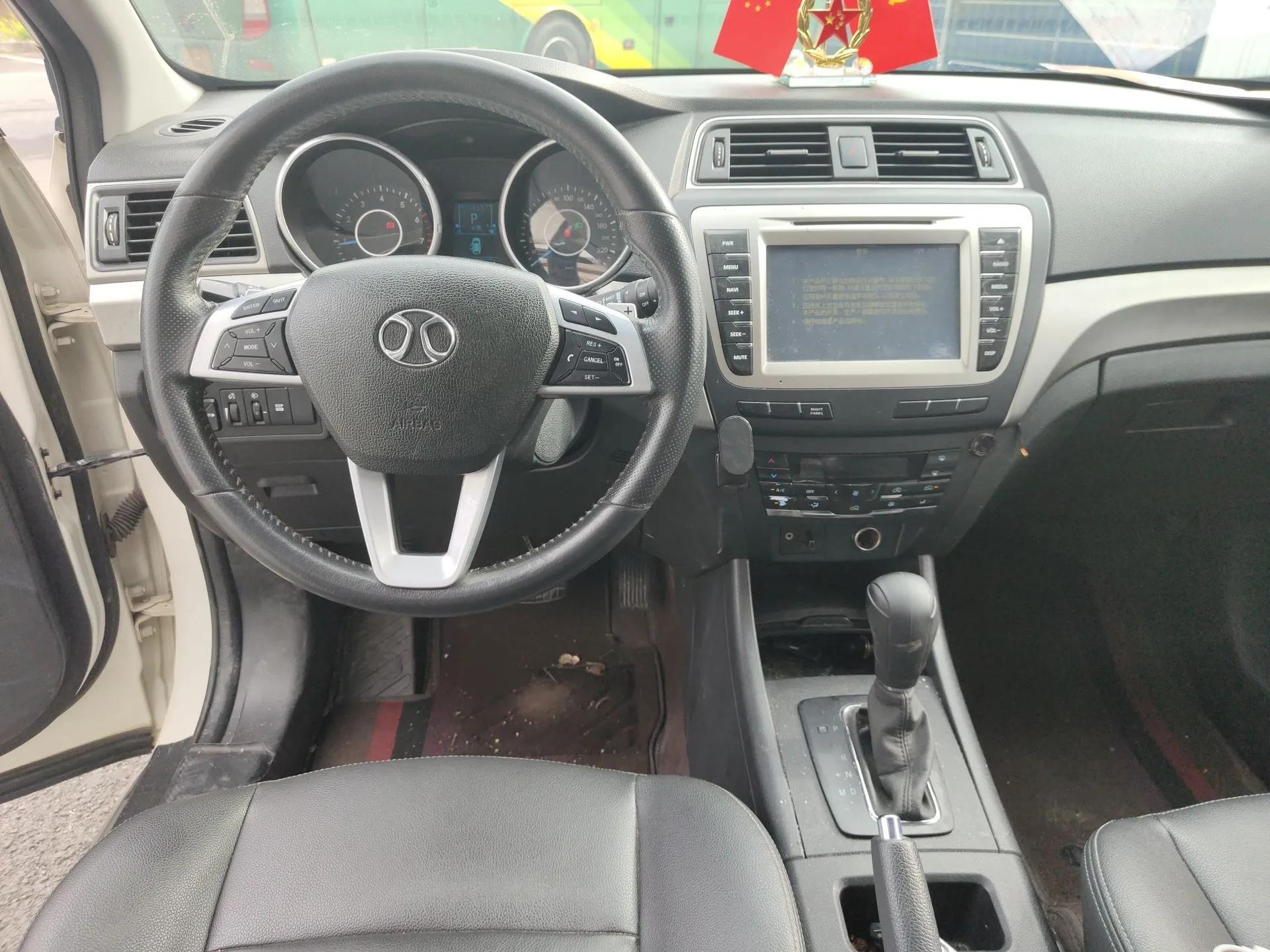 BAIC Senova X65 2015 2.0T Automatic Elite Model — миниатюра 13