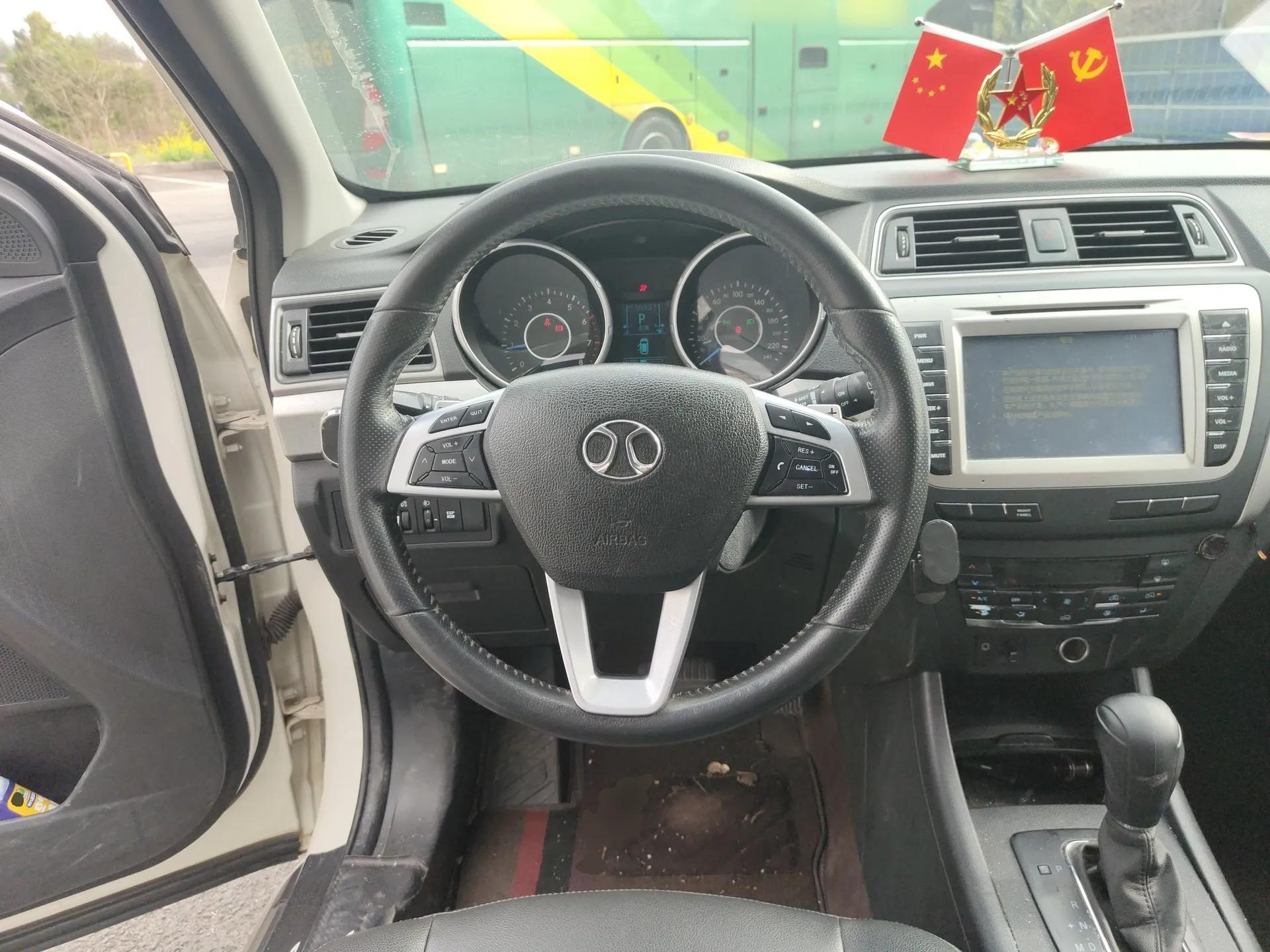 BAIC Senova X65 2015 2.0T Automatic Elite Model — миниатюра 14