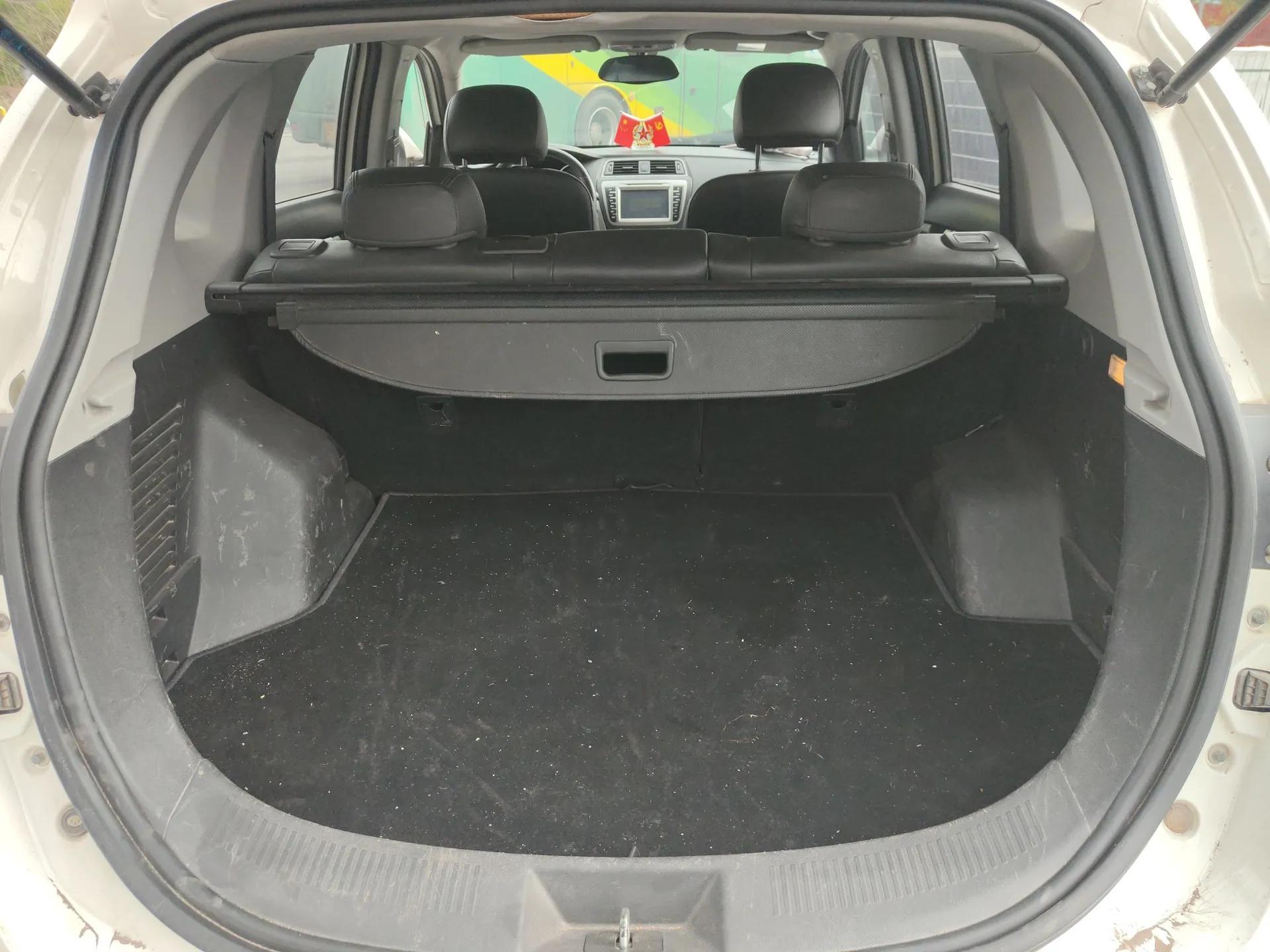 BAIC Senova X65 2015 2.0T Automatic Elite Model — миниатюра 22