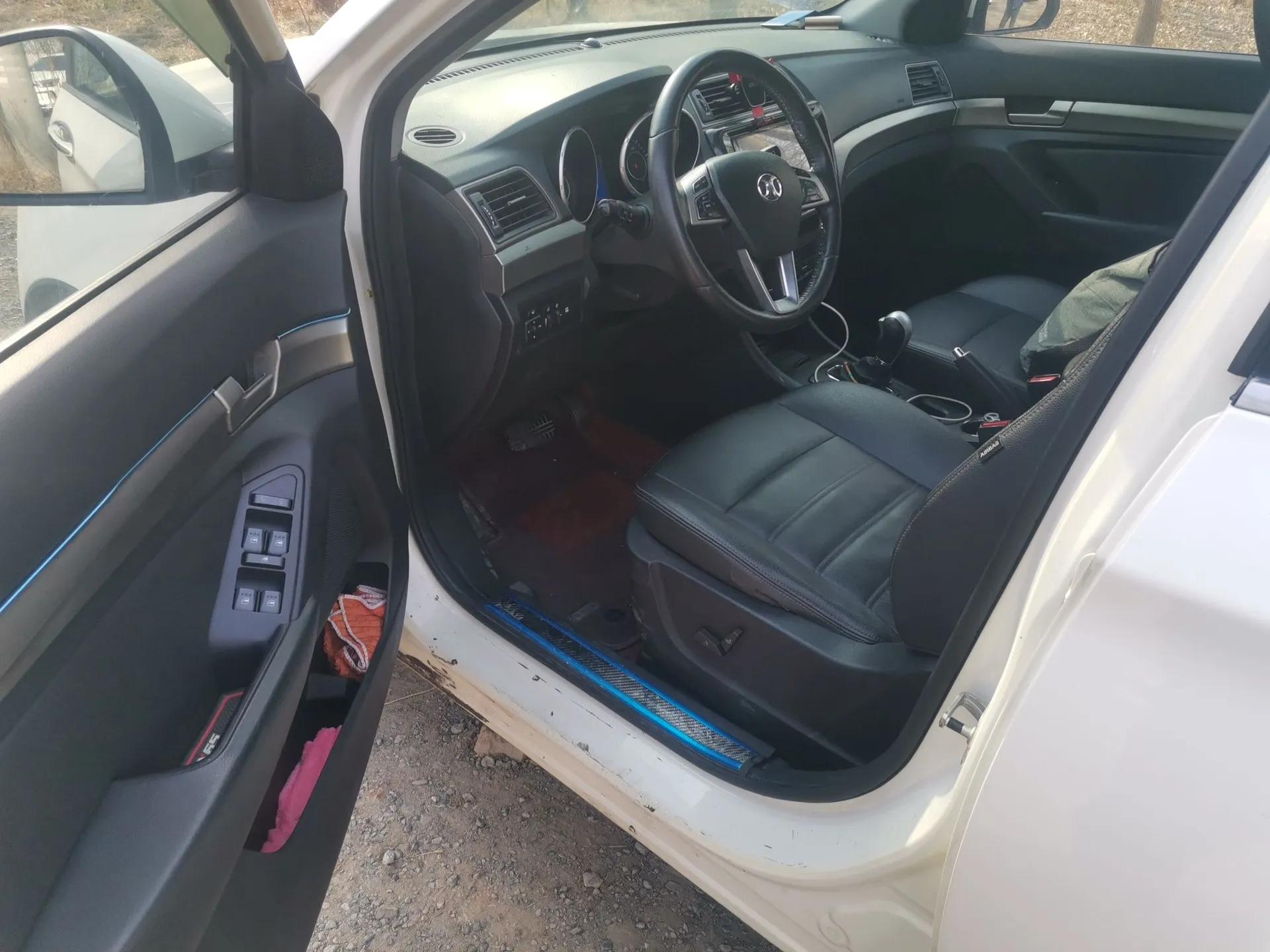 BAIC Senova X65 2015 2.0T Automatic Elite Model — миниатюра 17