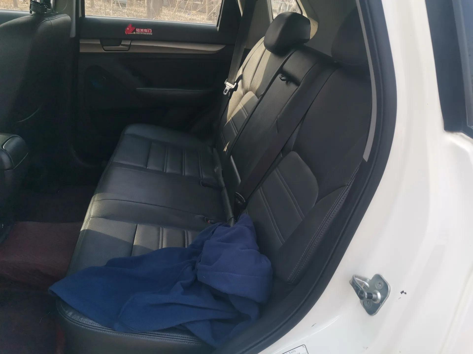 BAIC Senova X65 2015 2.0T Automatic Elite Model — миниатюра 18