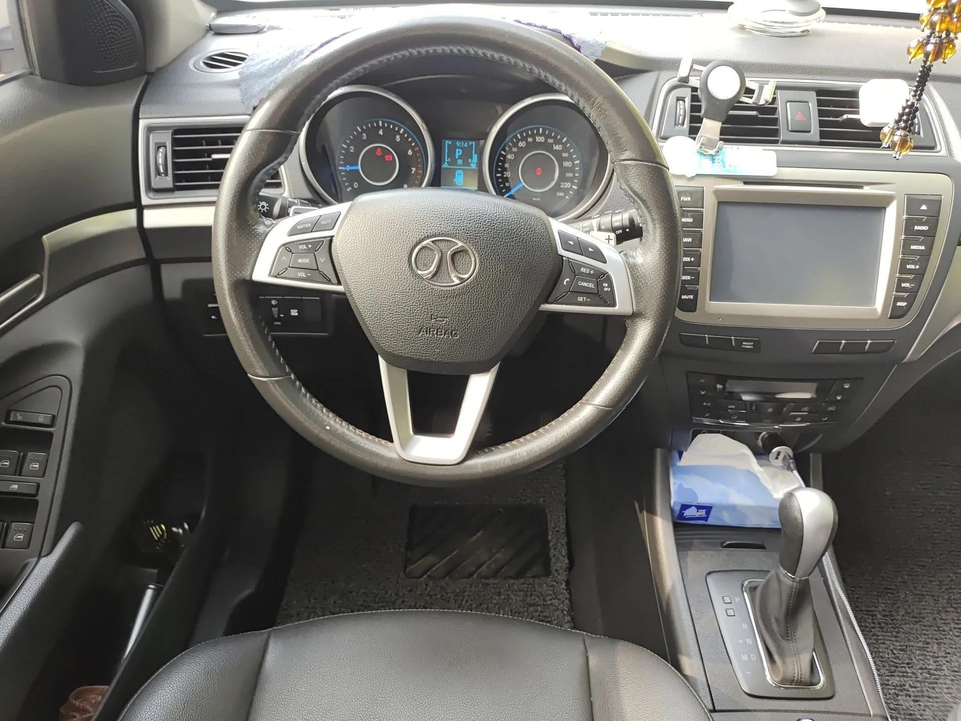 BAIC Senova X65 2015 2.0T Automatic Elite Model — миниатюра 11