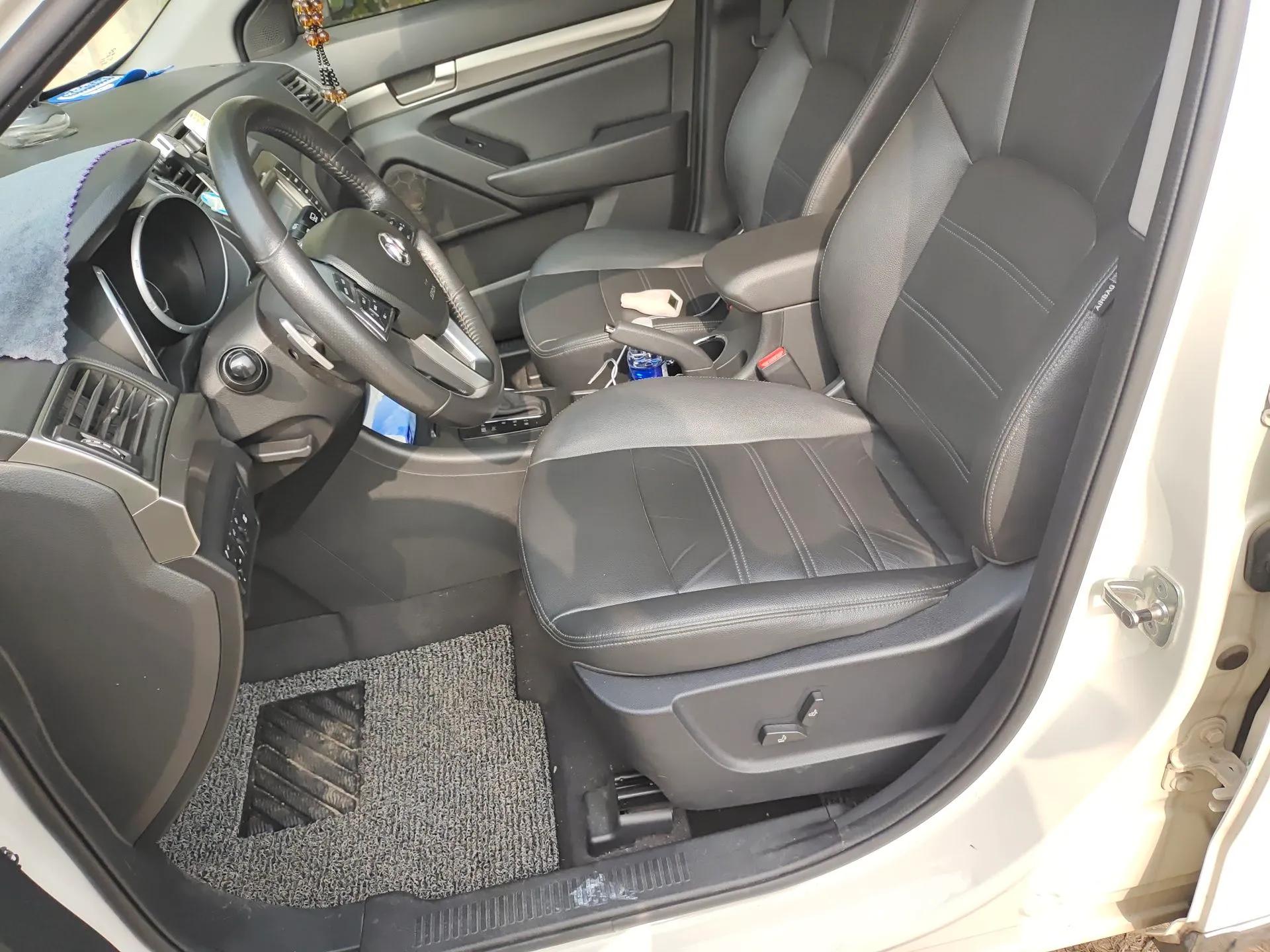 BAIC Senova X65 2015 2.0T Automatic Elite Model — миниатюра 16