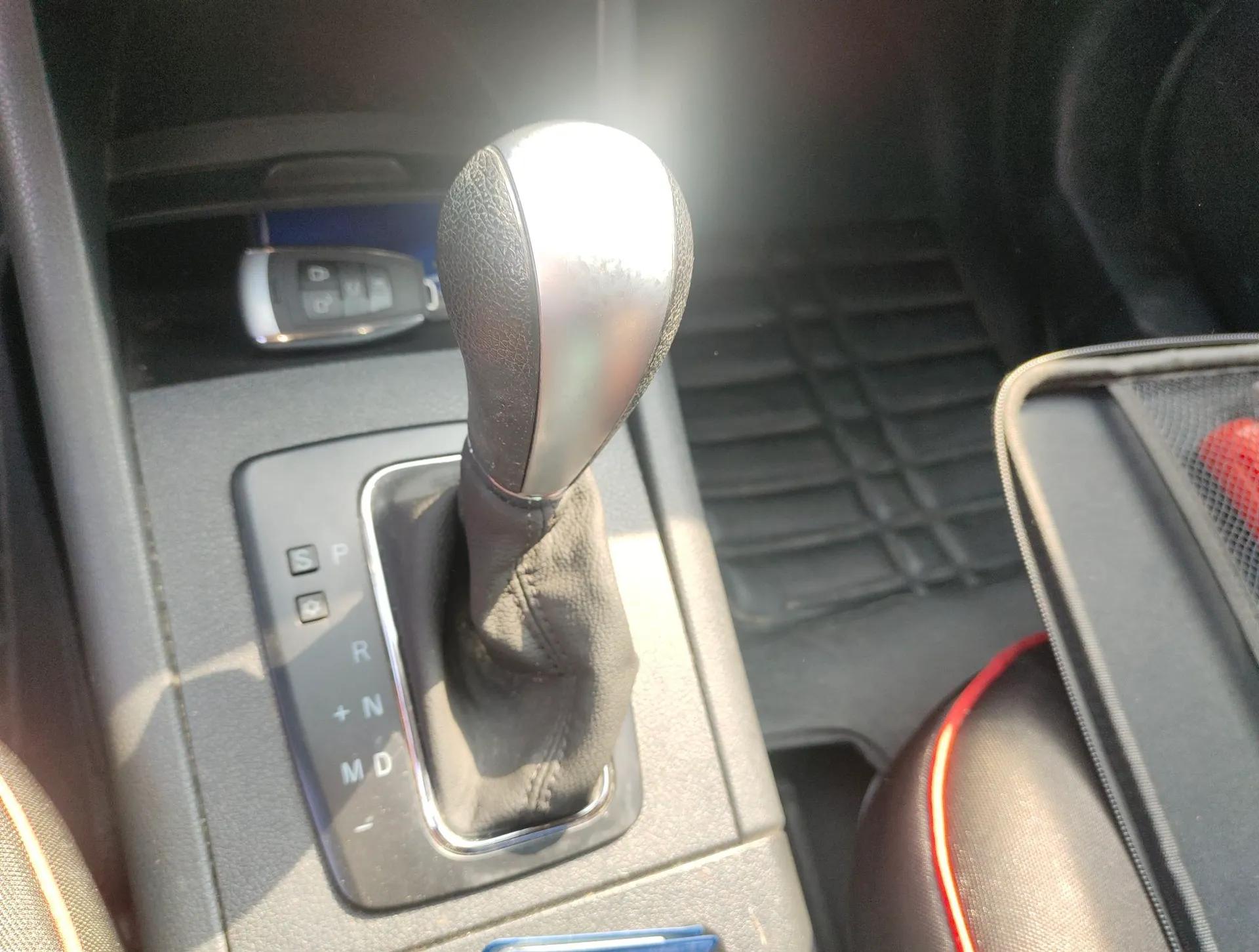 BAIC Senova X65 2015 2.0T Automatic Elite Model — миниатюра 15