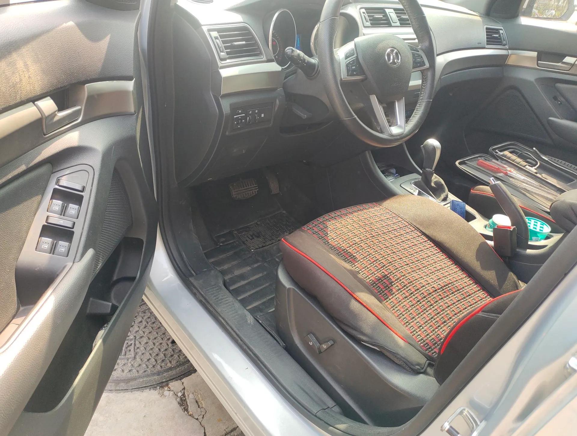 BAIC Senova X65 2015 2.0T Automatic Elite Model — миниатюра 17