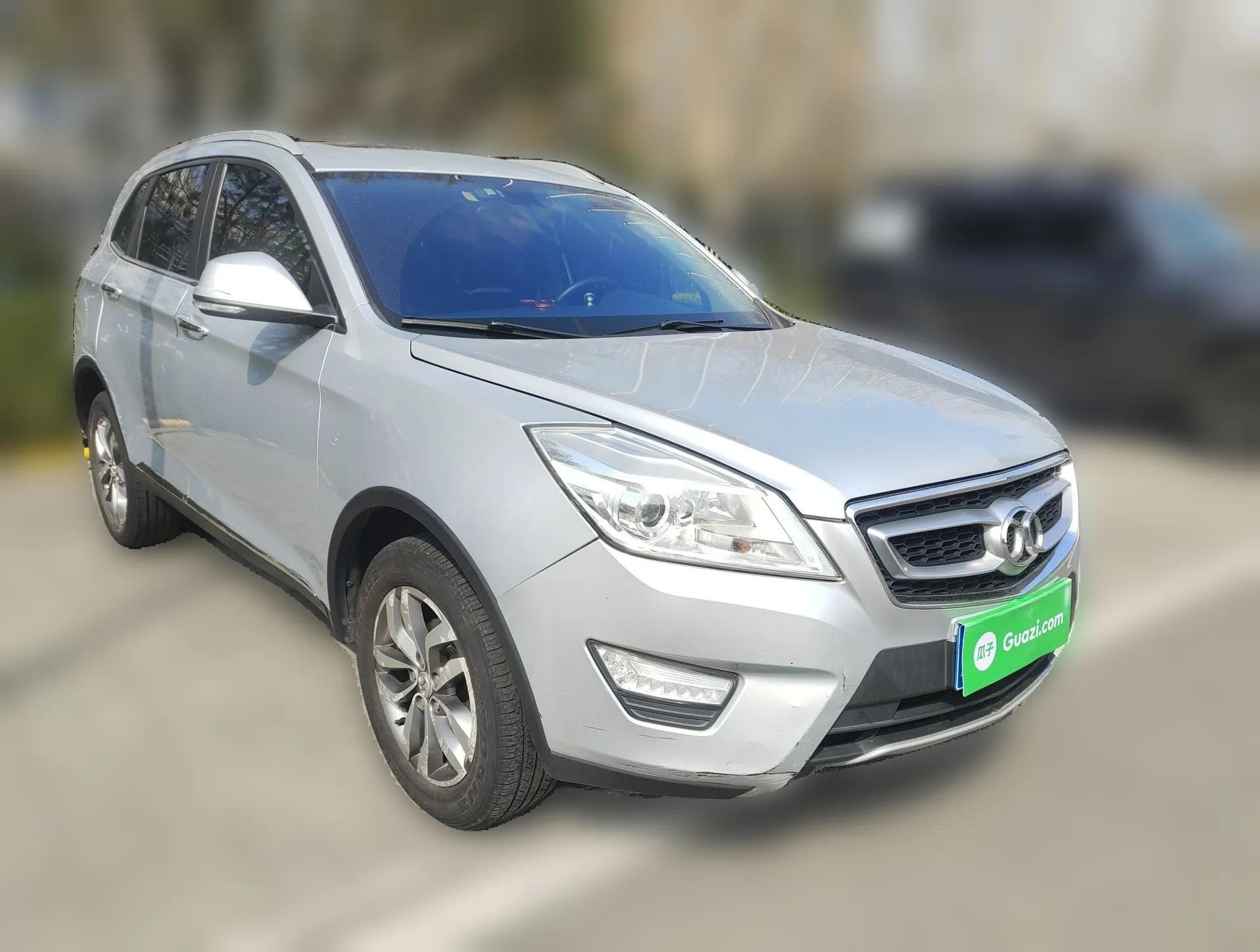 BAIC Senova X65 2015 2.0T Automatic Elite Model — миниатюра 3
