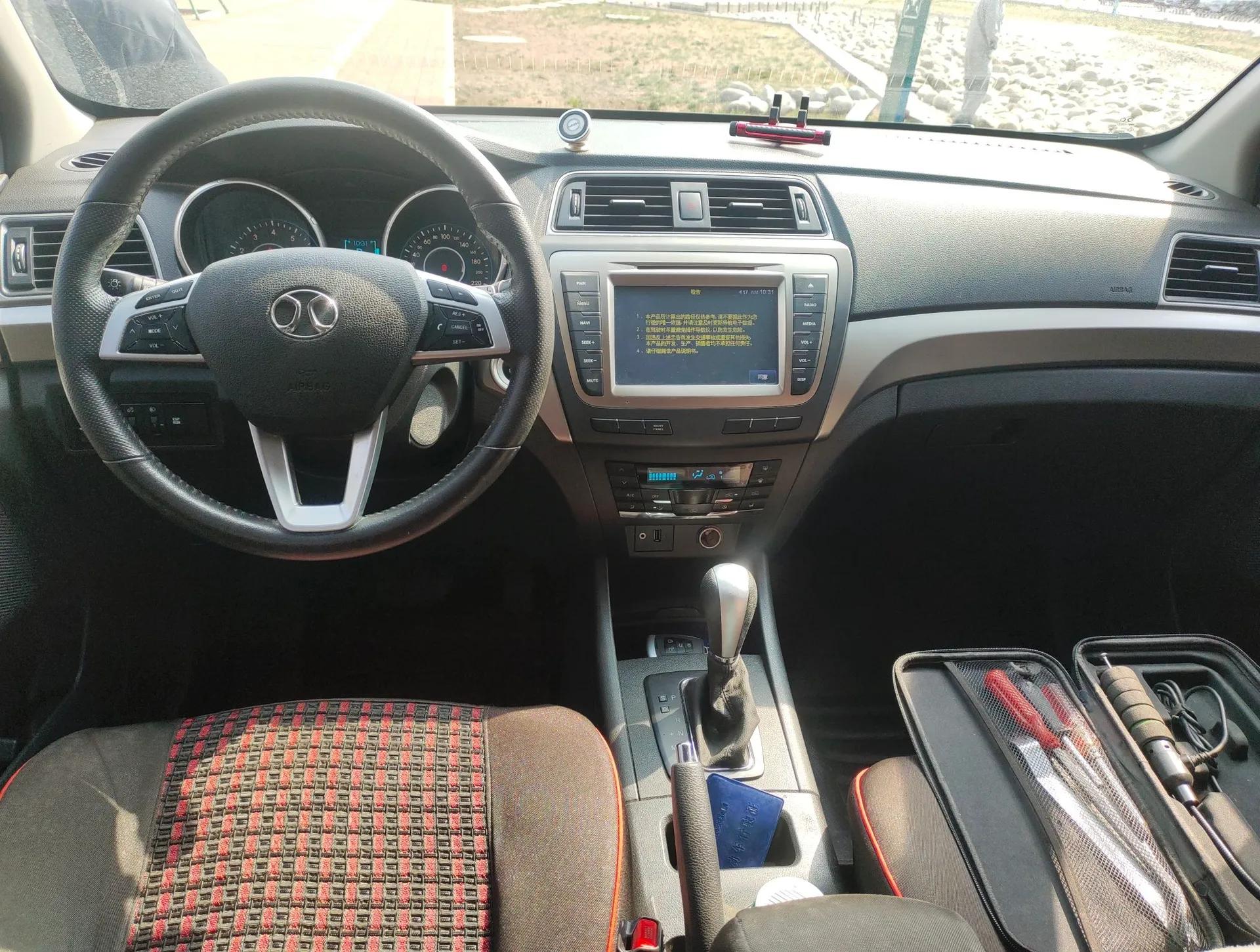 BAIC Senova X65 2015 2.0T Automatic Elite Model — миниатюра 10