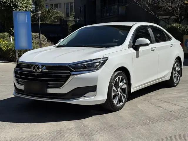 BAIC Beijing U7 2019 1.5T Manual Elite Version China VI
