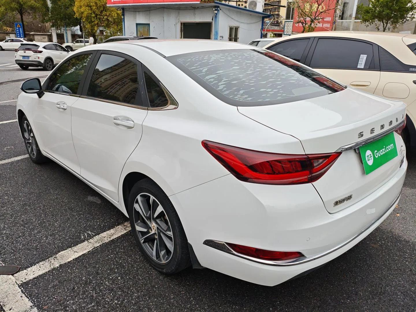 BAIC Beijing U7 2019 1.5T Manual Elite Version China V Emission Standard — миниатюра 4