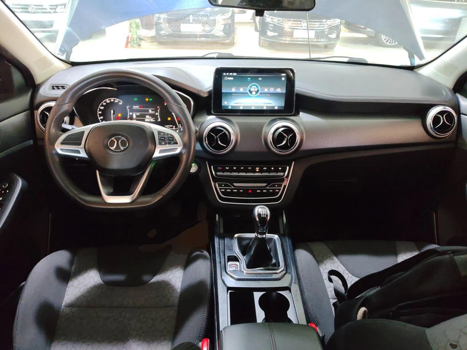 BAIC Beijing X5 2018 1.5T Manual Advance Version China V — миниатюра 13