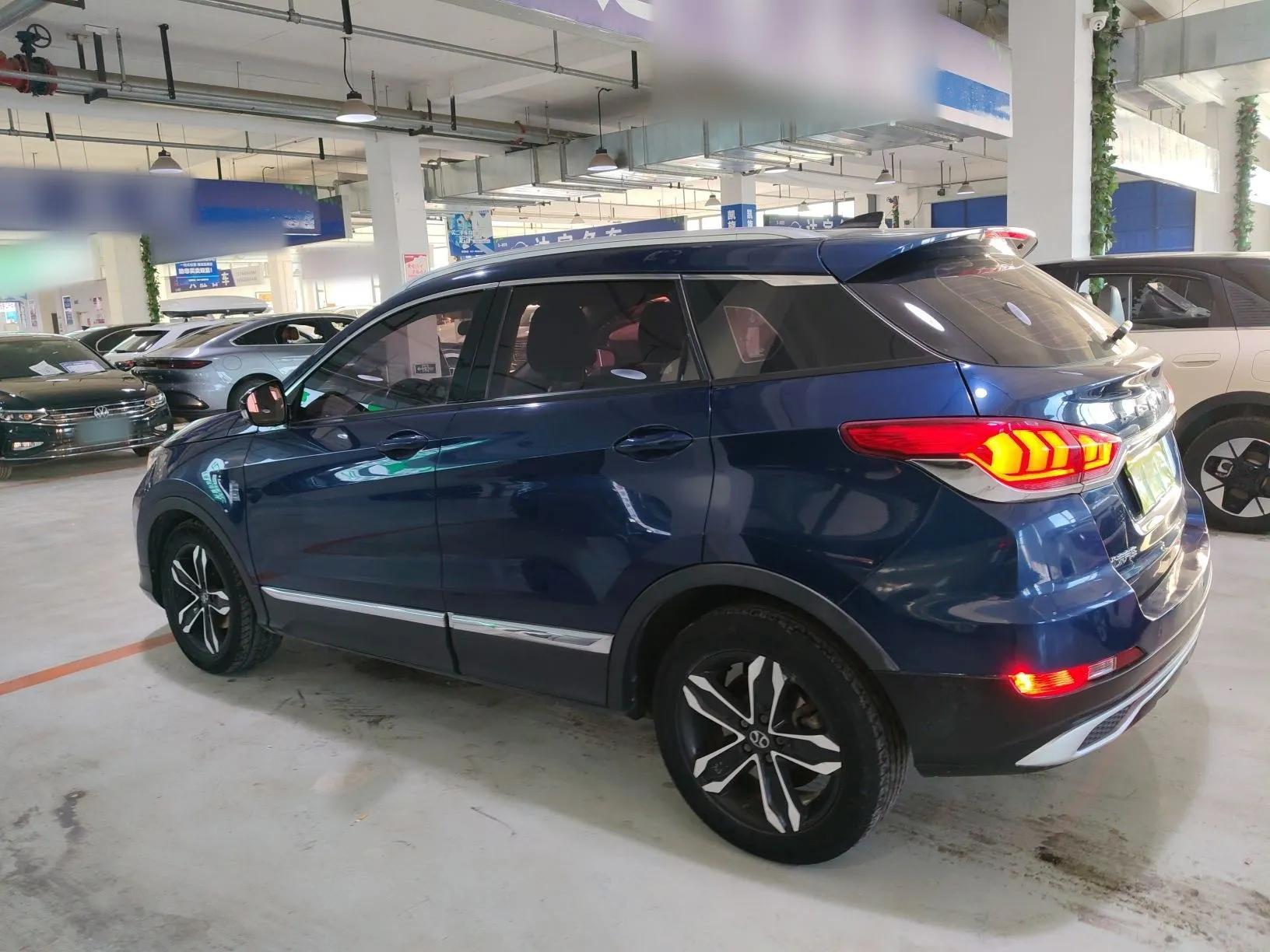 BAIC Beijing X5 2018 1.5T Manual Advance Version China V — миниатюра 4