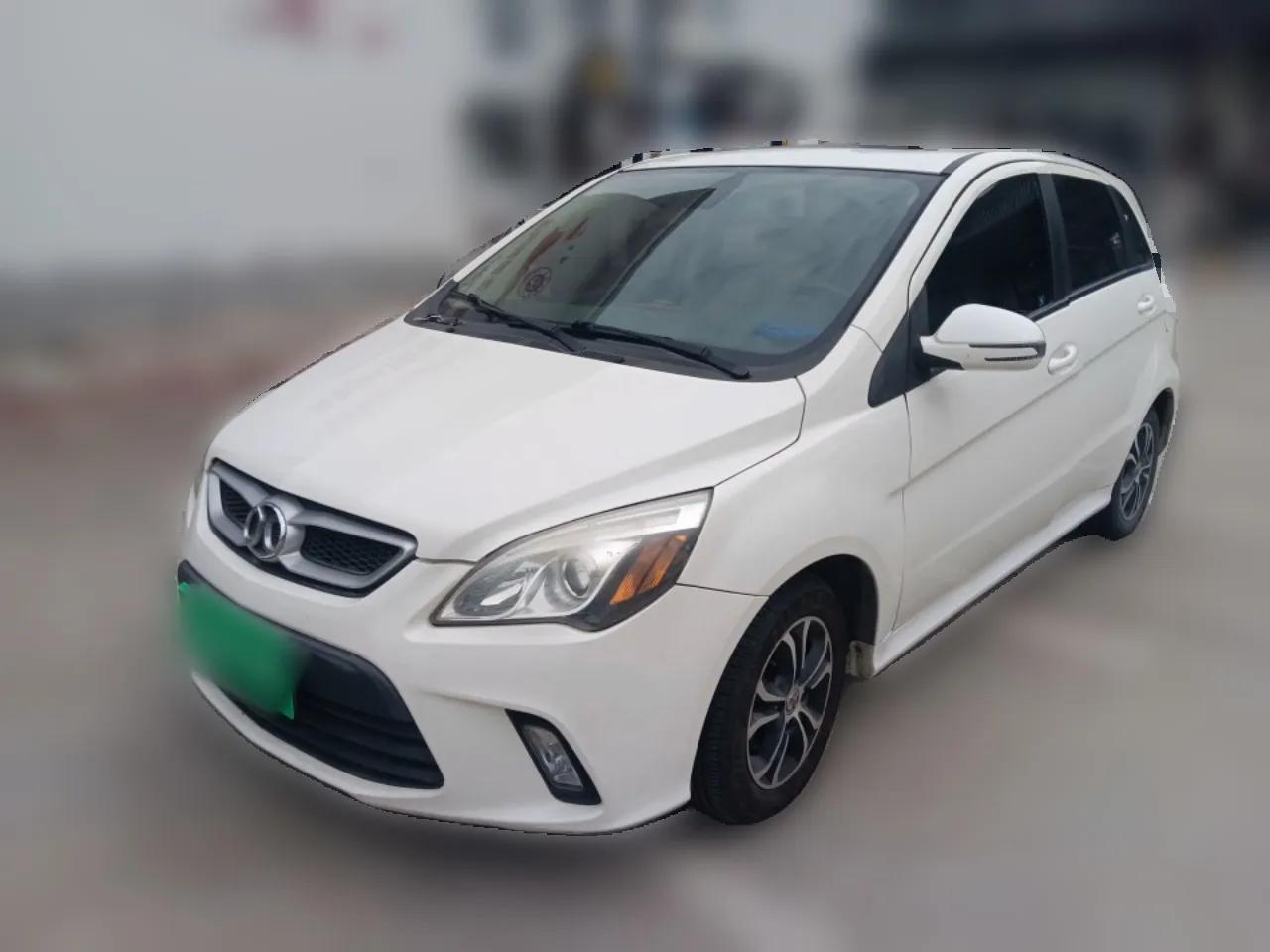 BAIC Senova D20 2015 Hatchback 1.5L Automatic Joyful Edition — миниатюра 1