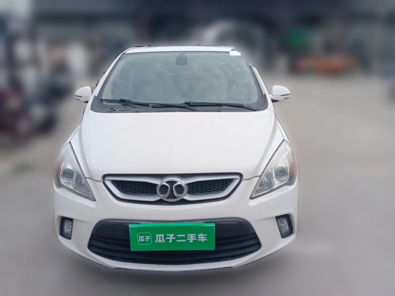 BAIC Senova D20 2015 Hatchback 1.5L Automatic Joyful Edition — миниатюра 2