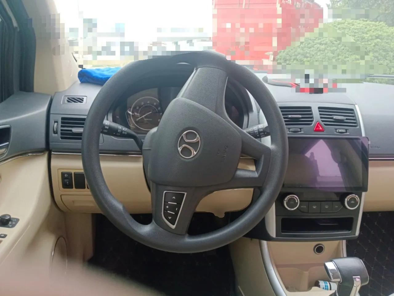 BAIC Senova D20 2015 Hatchback 1.5L Automatic Joyful Edition — миниатюра 11