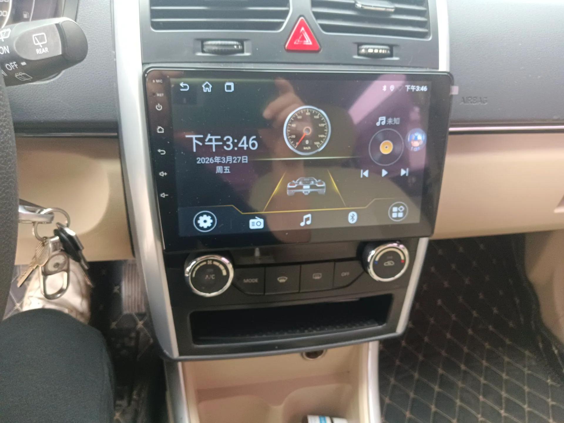 BAIC Senova D20 2015 Hatchback 1.5L Automatic Joyful Edition — миниатюра 14