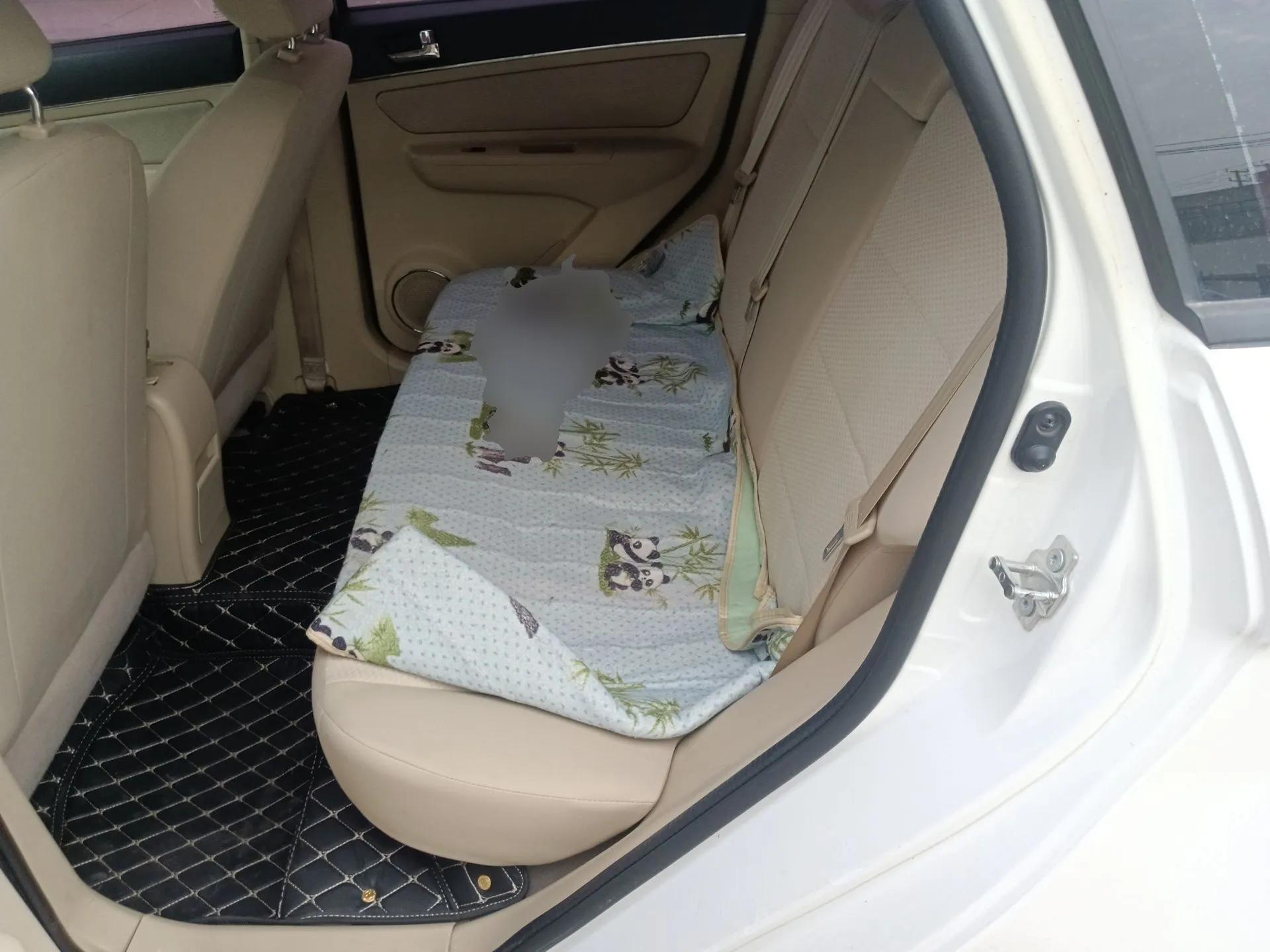 BAIC Senova D20 2015 Hatchback 1.5L Automatic Joyful Edition — миниатюра 18