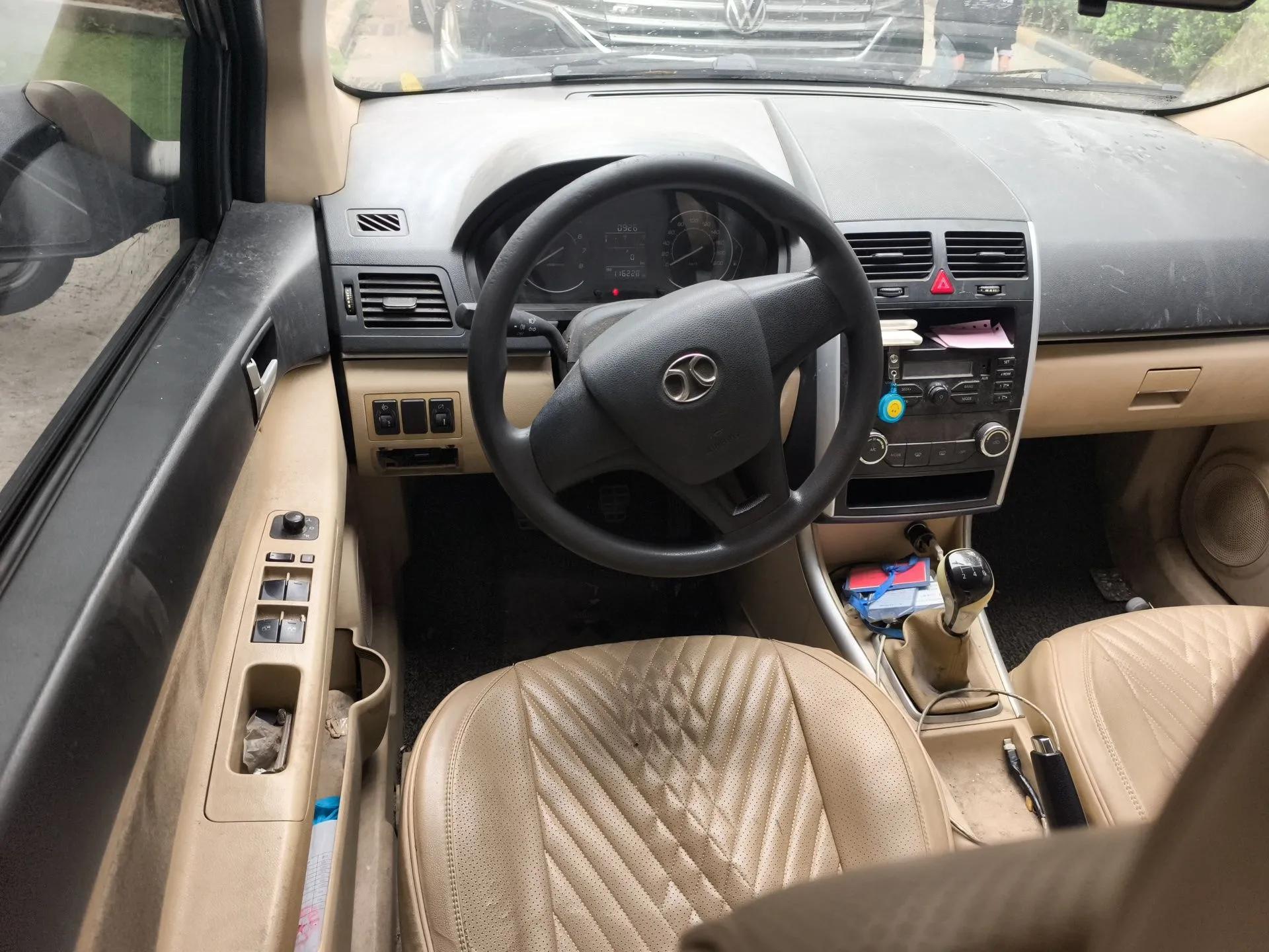 BAIC Senova D20 2015 Hatchback 1.3L Manual Joy Edition — миниатюра 11