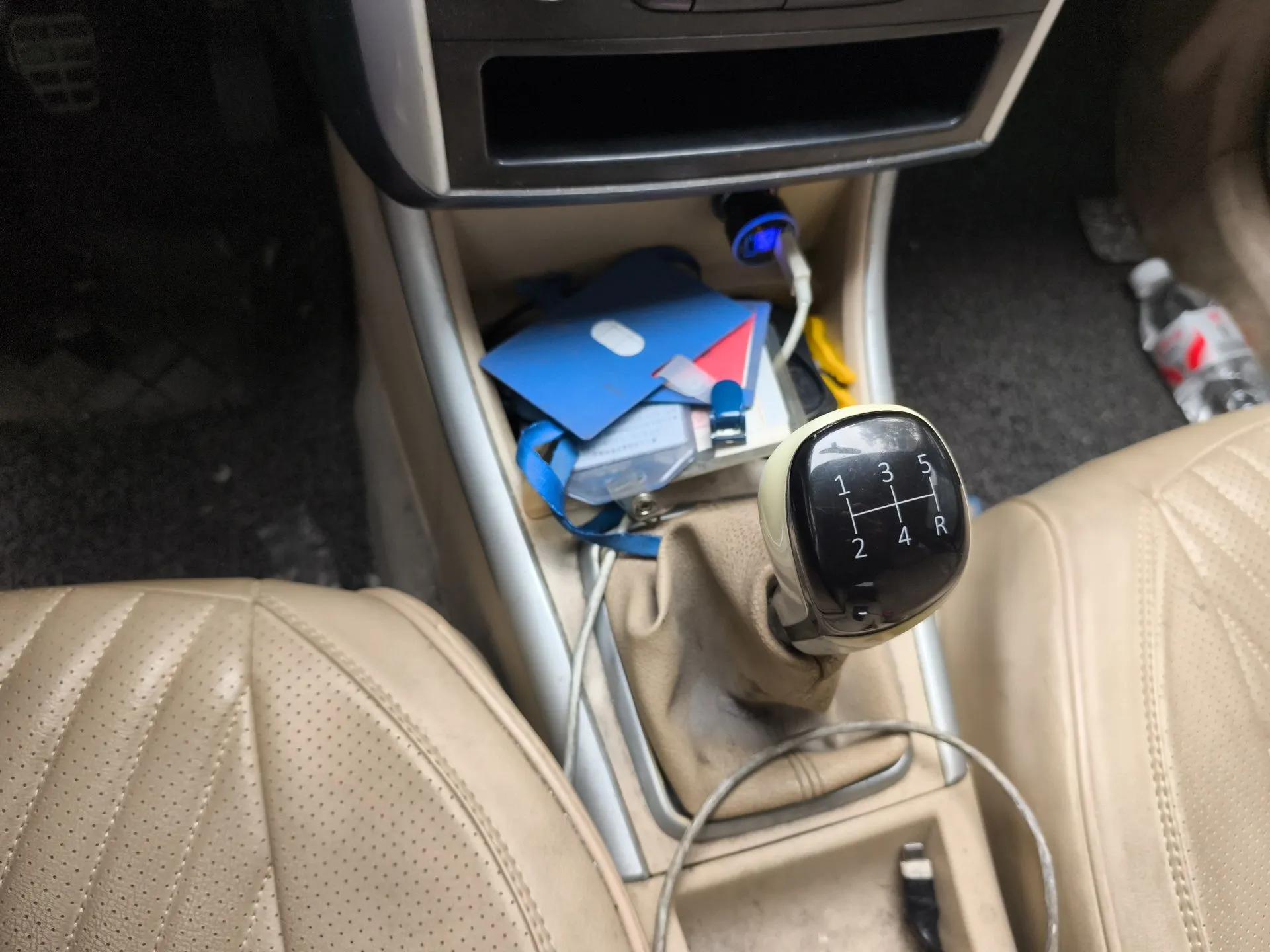 BAIC Senova D20 2015 Hatchback 1.3L Manual Joy Edition — миниатюра 15